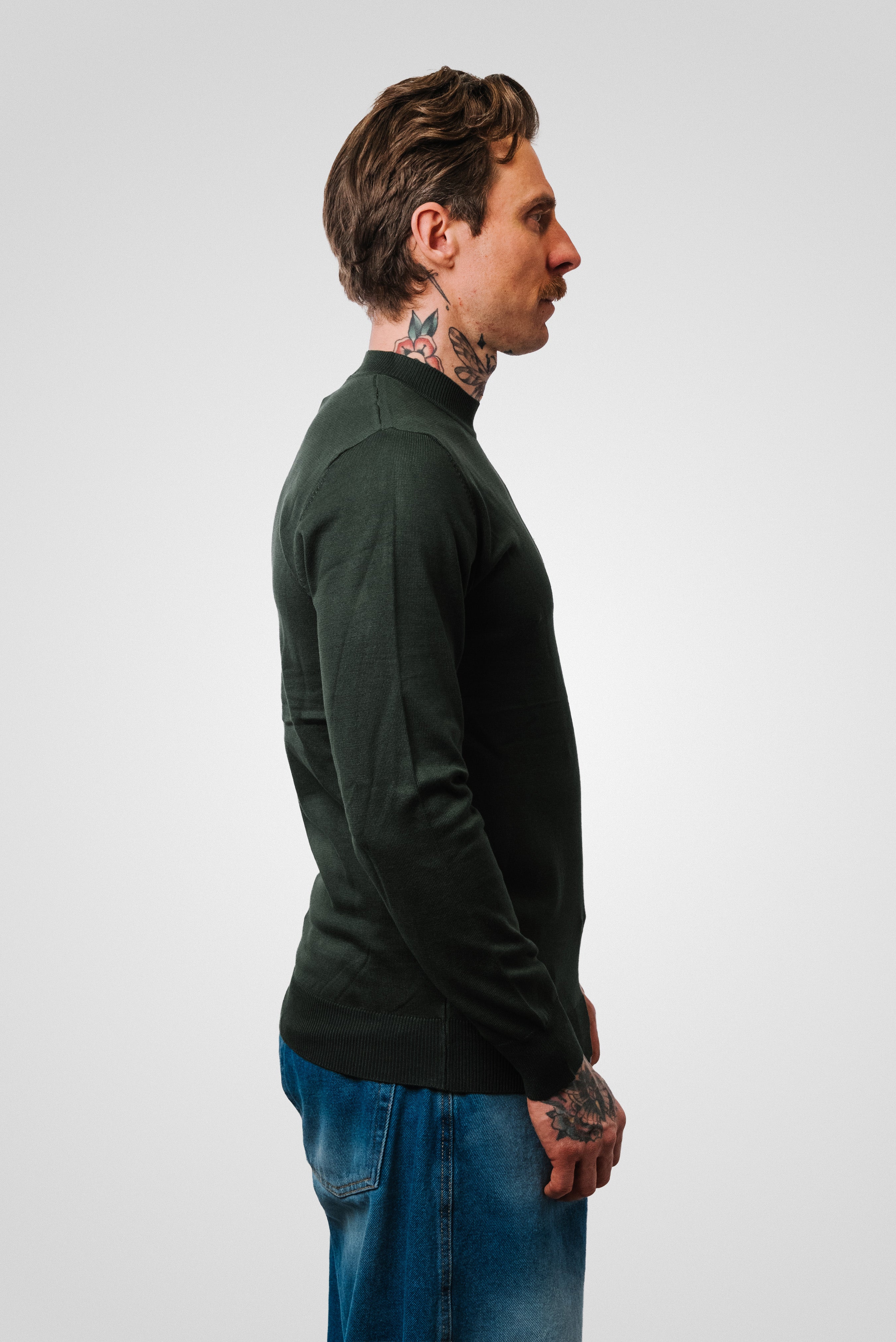 BASIC SWEATER - We Are All Ash