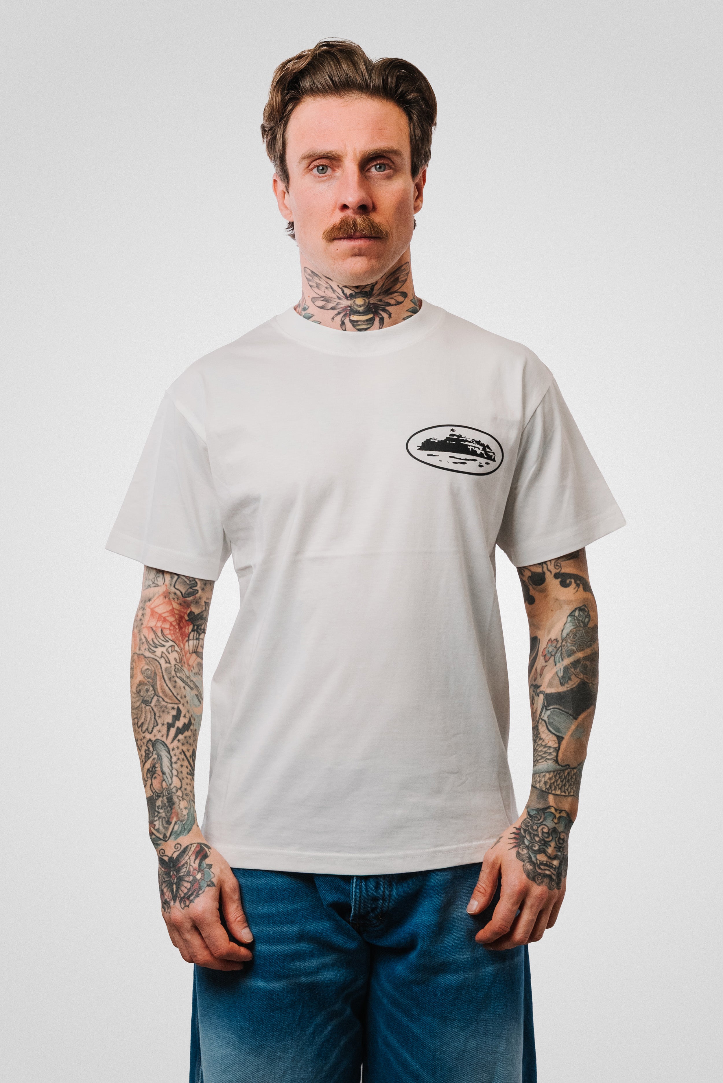 CORTEIZ ISLAND PRINT TEE WHITE