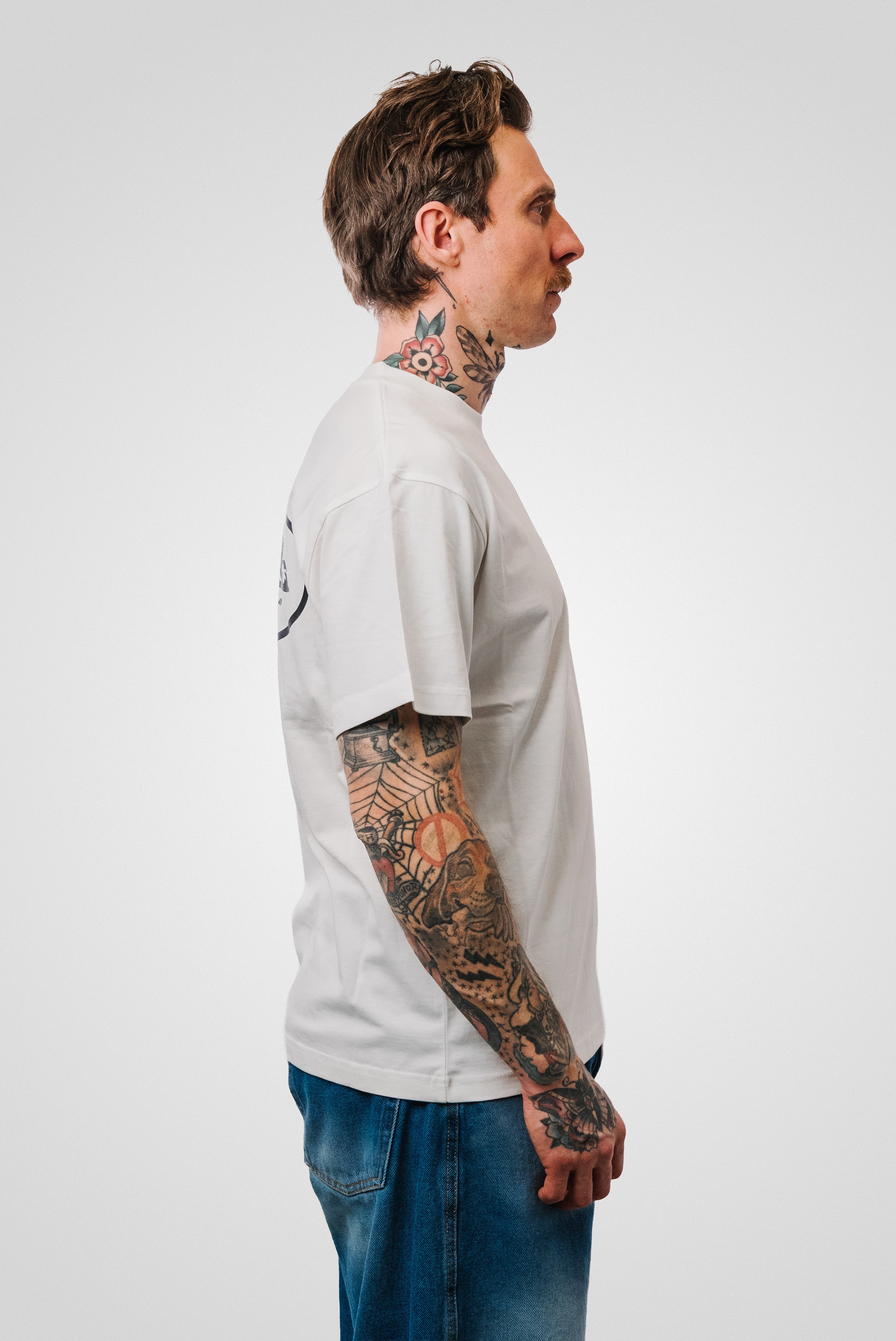CORTEIZ ISLAND PRINT TEE WHITE