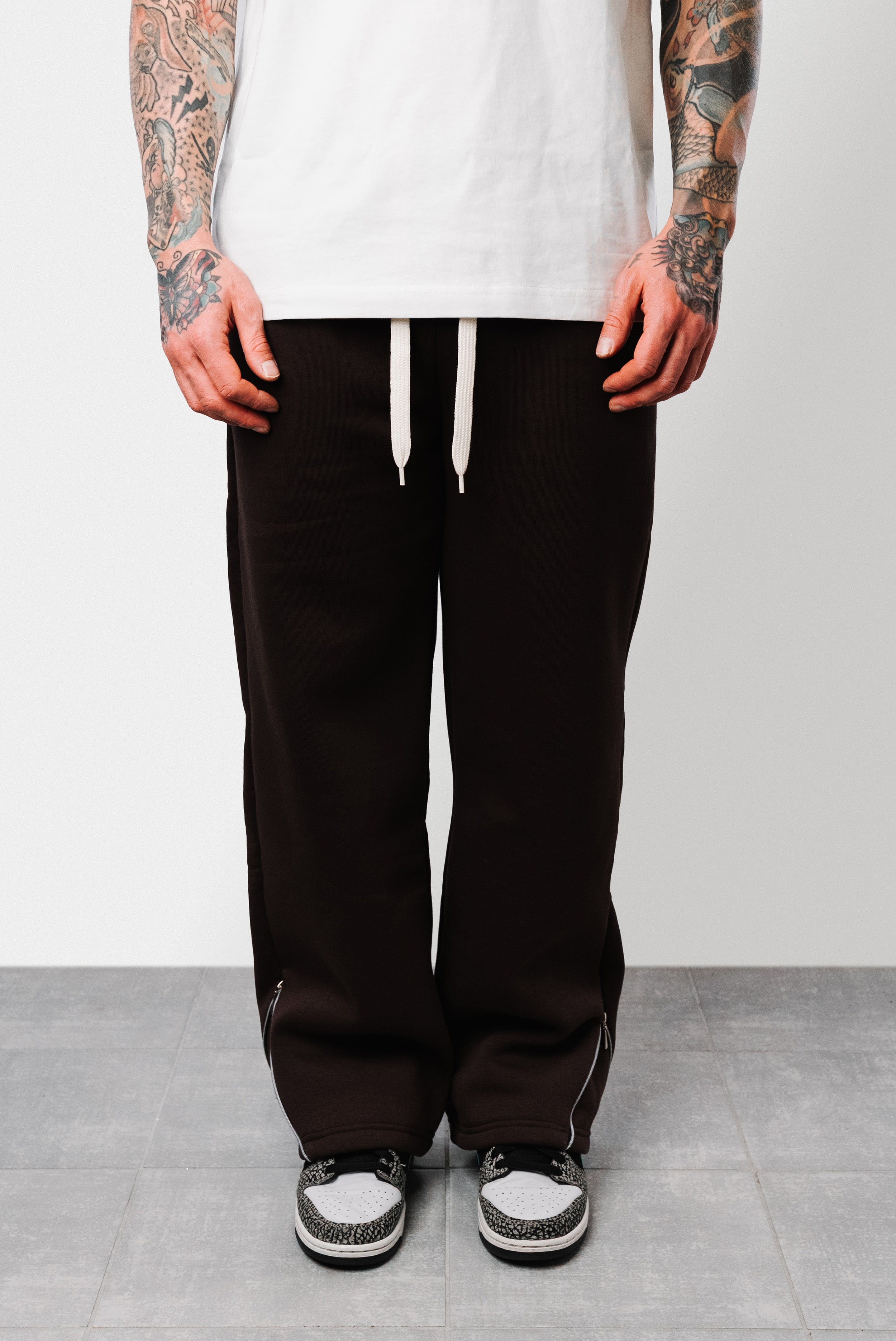 ZIP TRACKPANTS BROWN PANTS - Replacement Brand