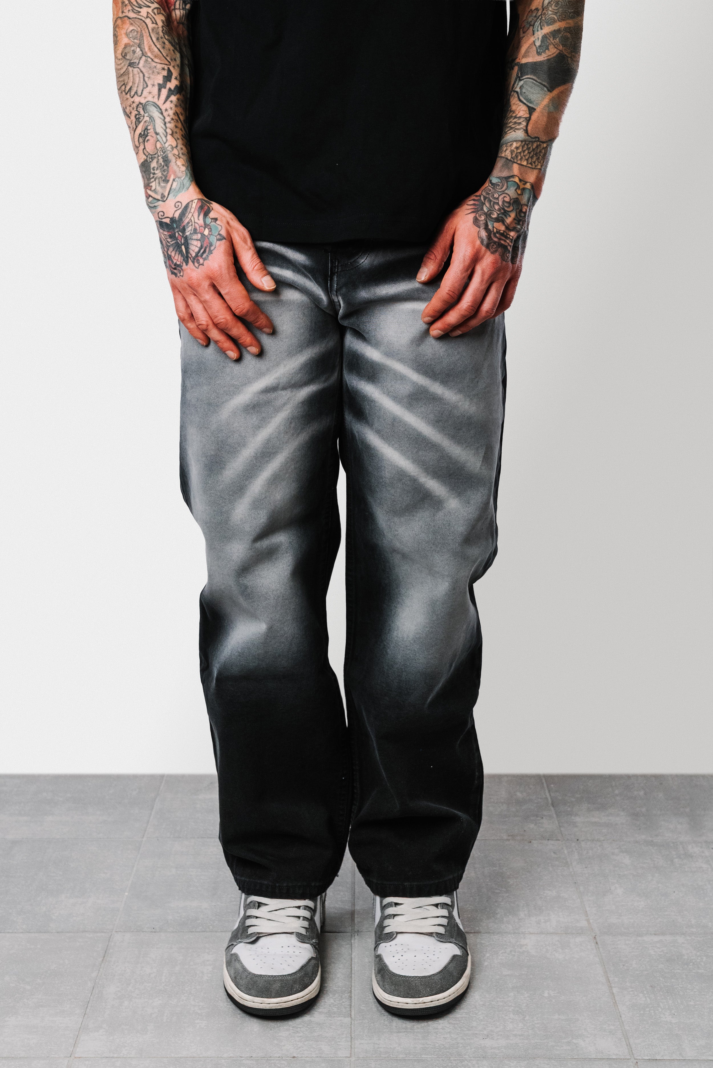 BLACK SPRAY BASIC JEANS - Replacement Brand