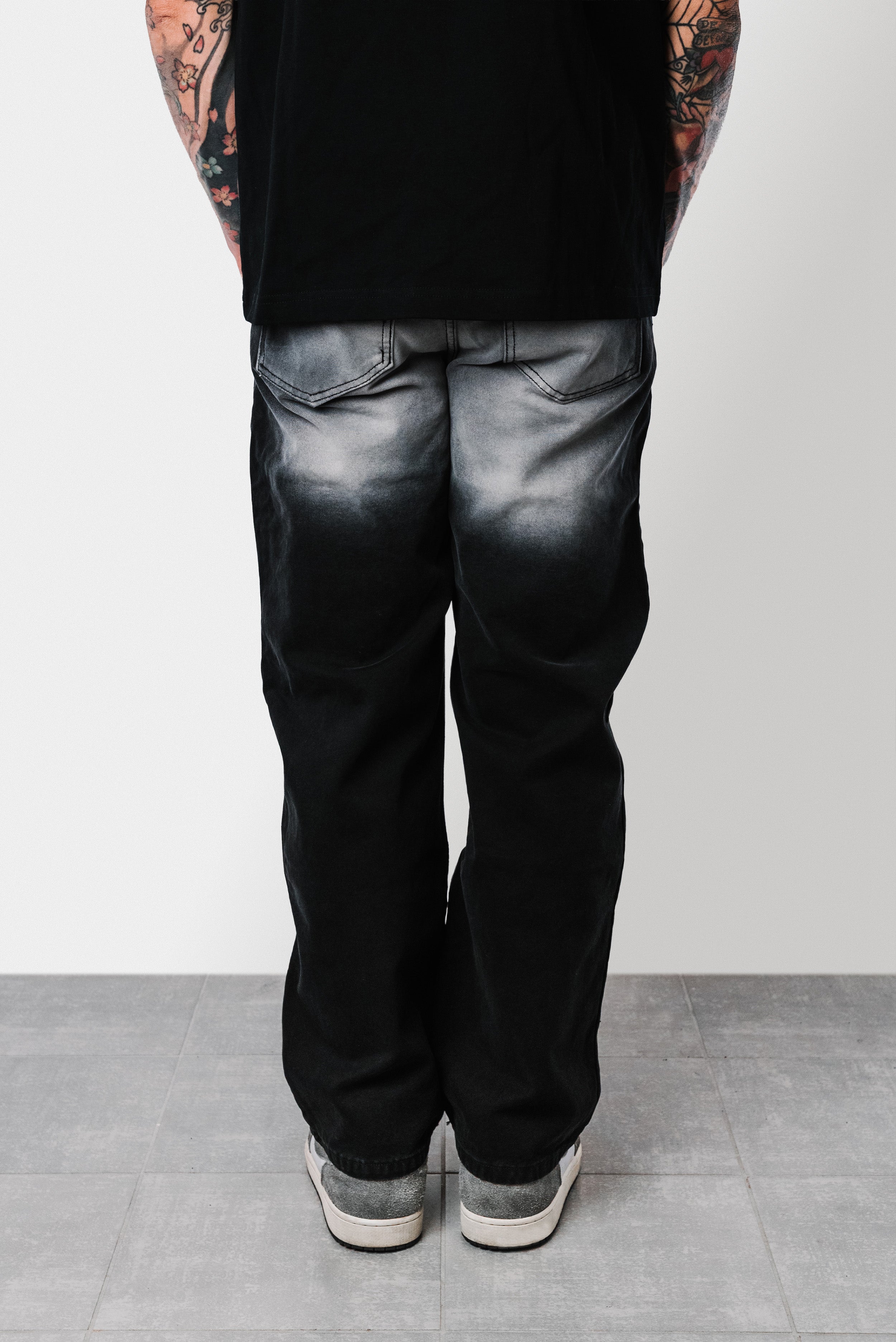 BLACK SPRAY BASIC JEANS - Replacement Brand