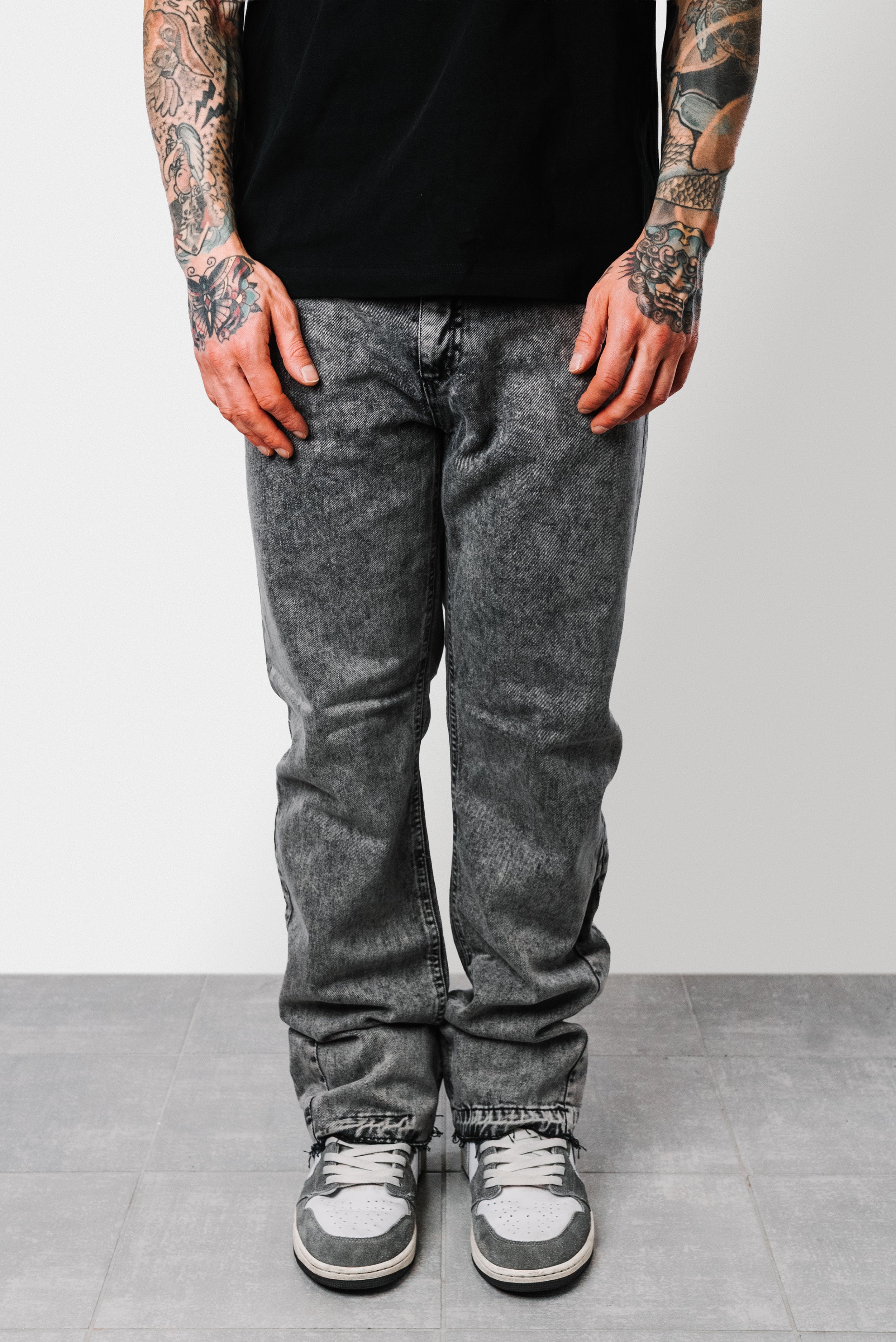 GREY DENIM FLARED JEANS - Replacement Brand