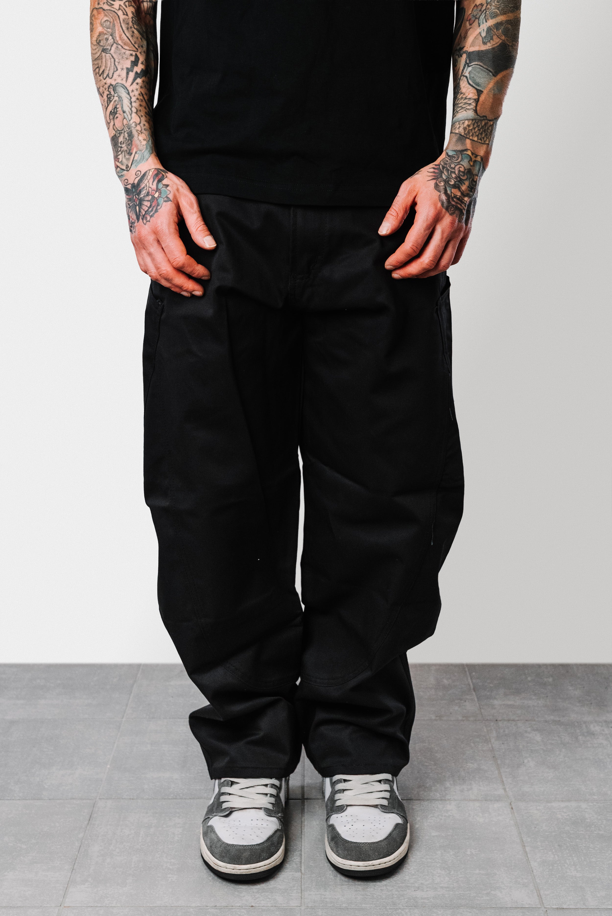 BASIC CARGO BLACK JEANS - Replacement Brand