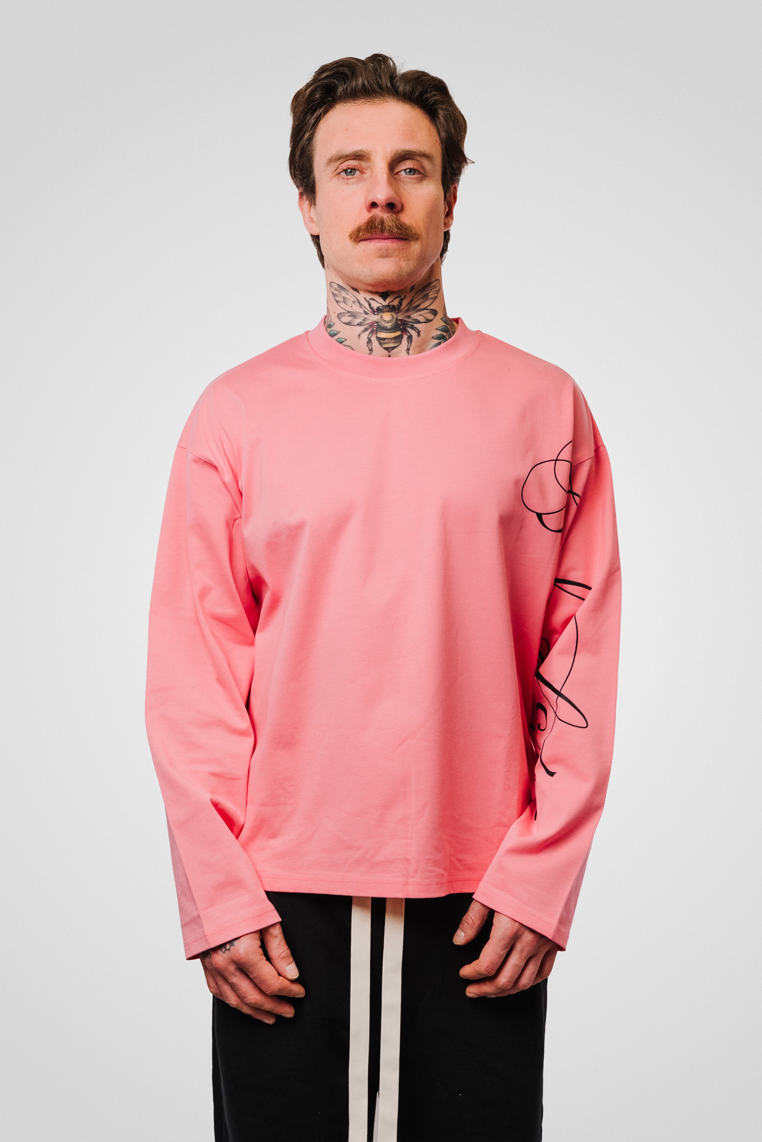 F**K LOVE PINK BOXY LONGSLEEVE - TheDoubleE