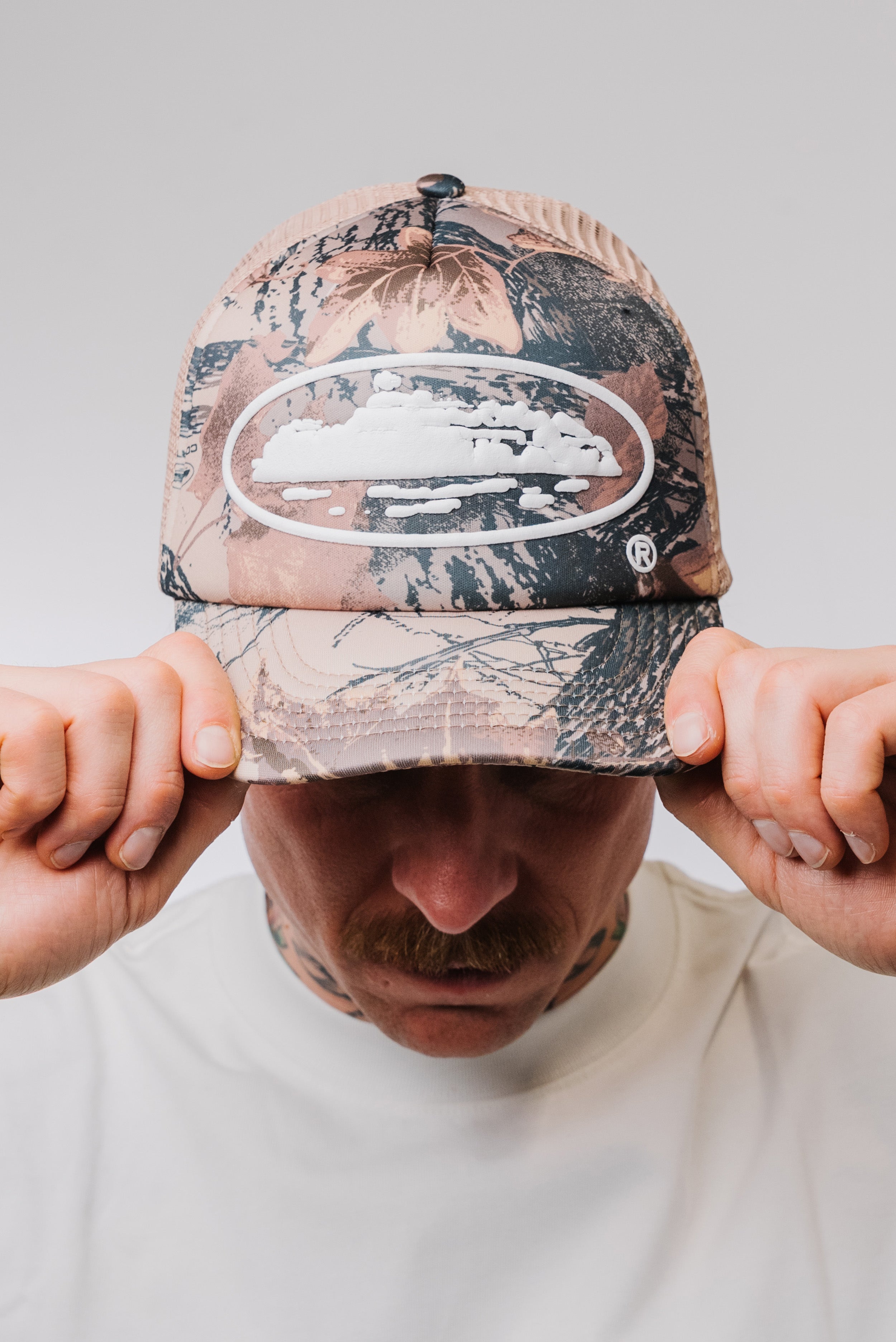 CORTEIZ ALCATRAZ PREMIUM PUFF PRINT TRUCKER HAT WOODLAND CAMO