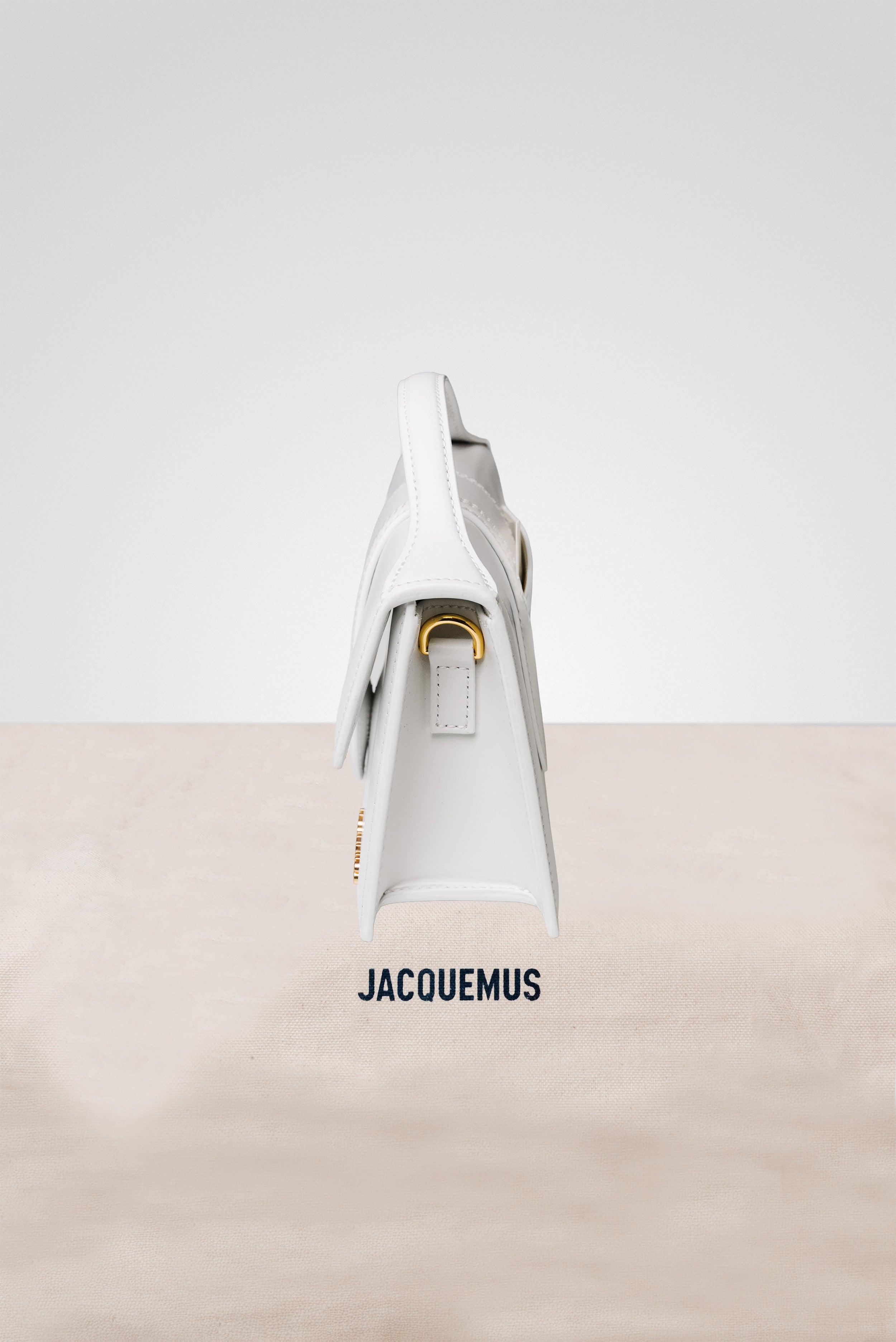 JACQUEMUS LE GRAND BAMBINO CROSSBODY STRAP HANDBAG WHITE