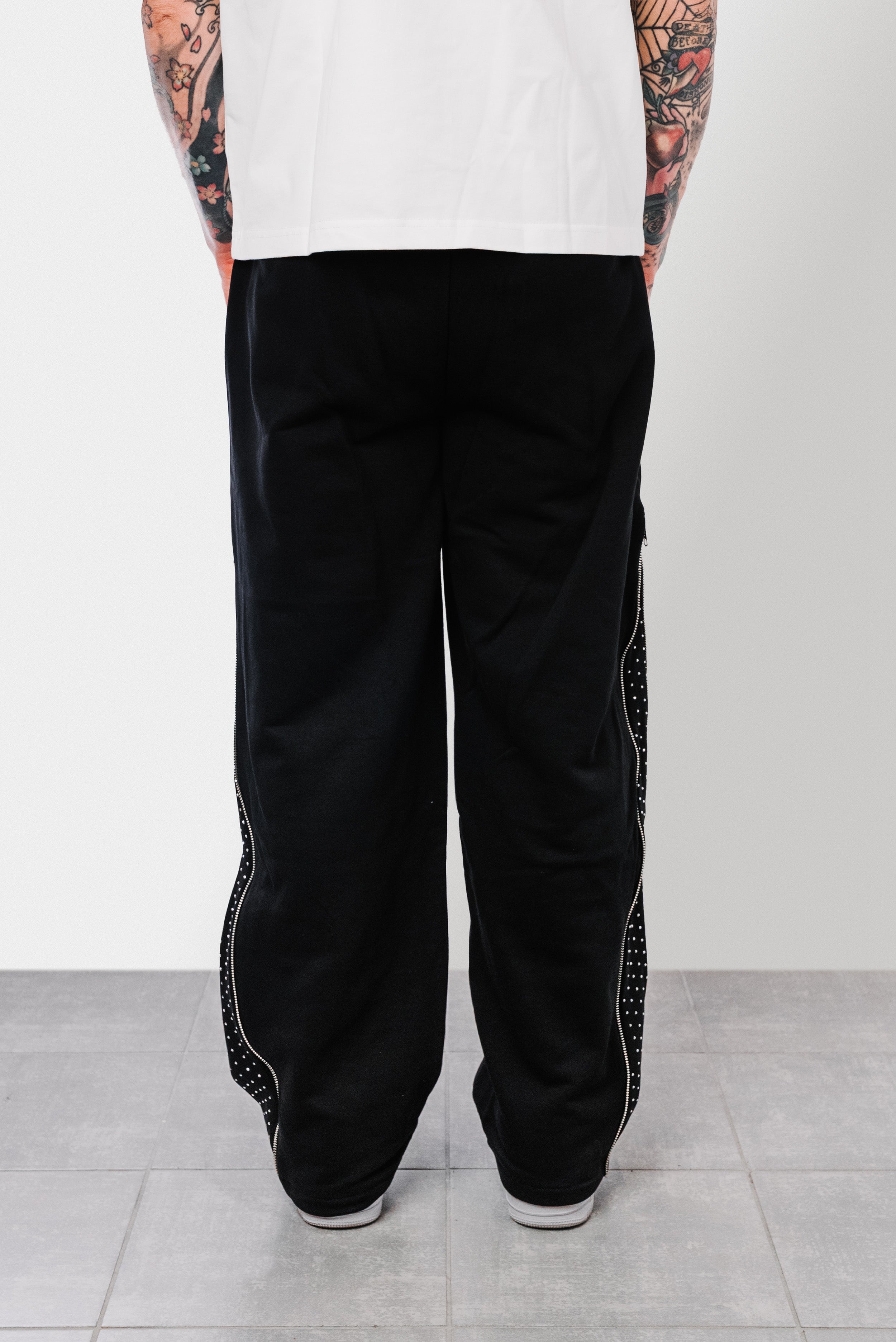 ZIP SUMMER SPARCKLY TRACK PANTS BLACK - Shoebuya Design