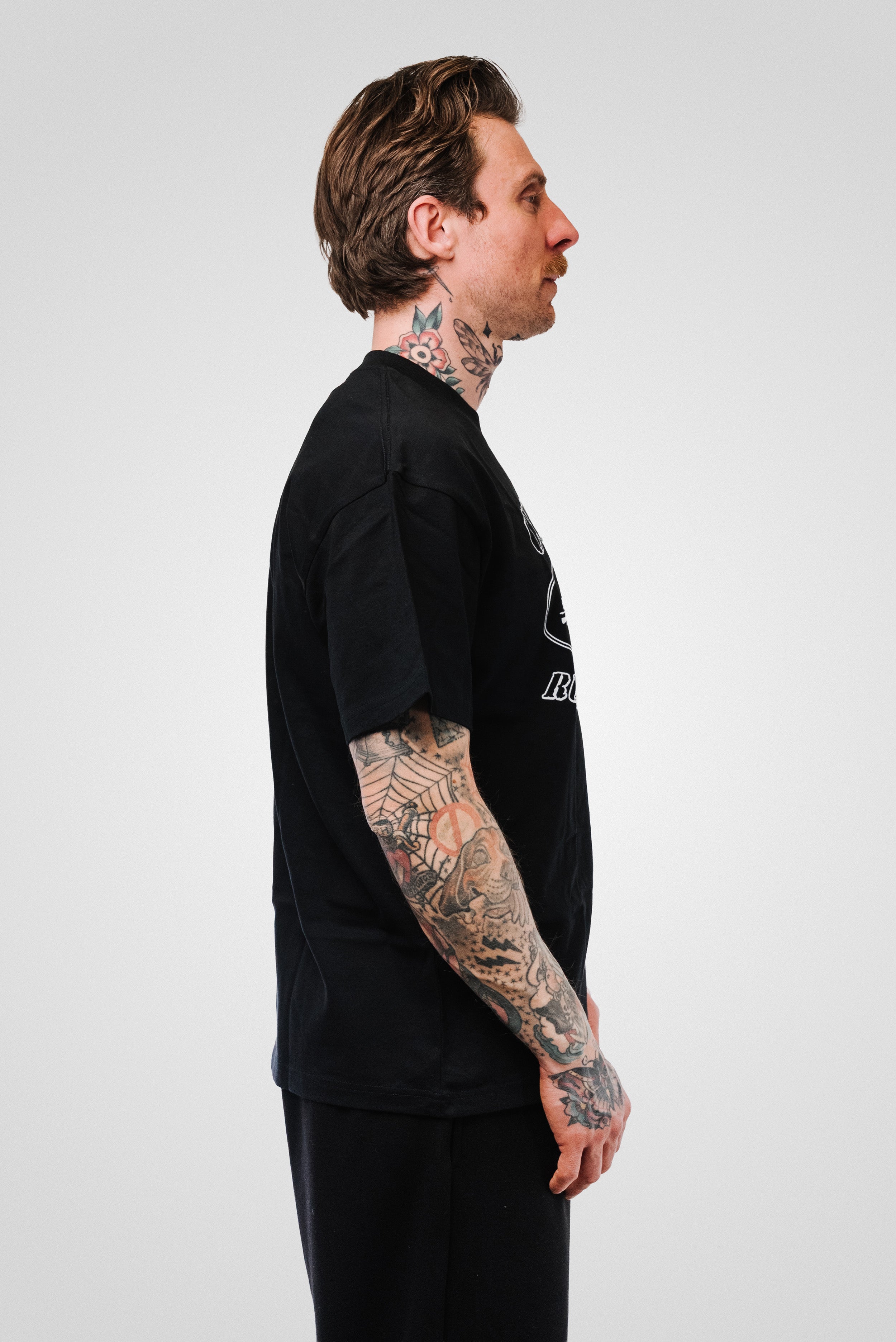 CORTEIZ ARTILLERY TEE BLACK