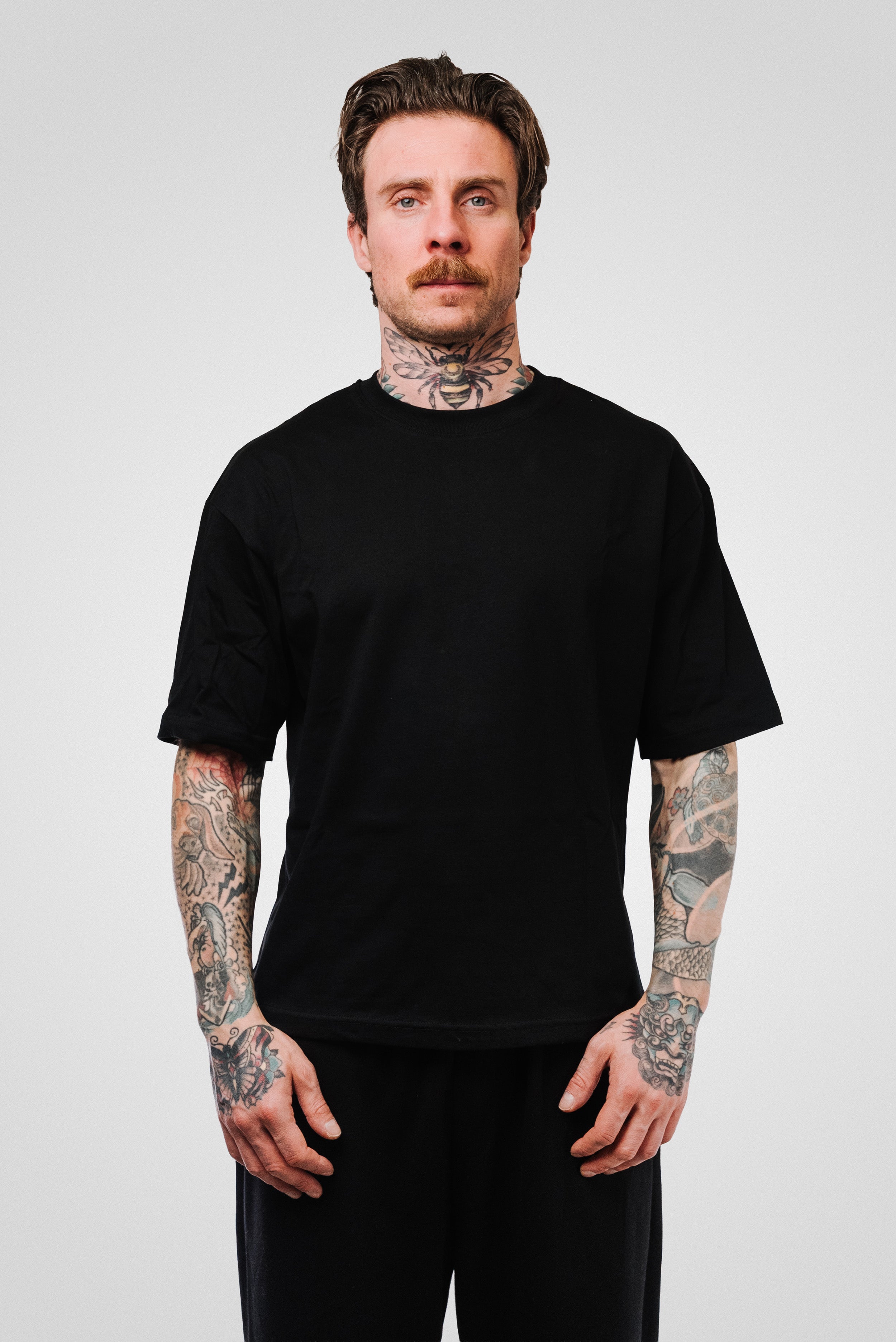 DO YOU LOVE ME? TEE BLACK - Replacement Brand