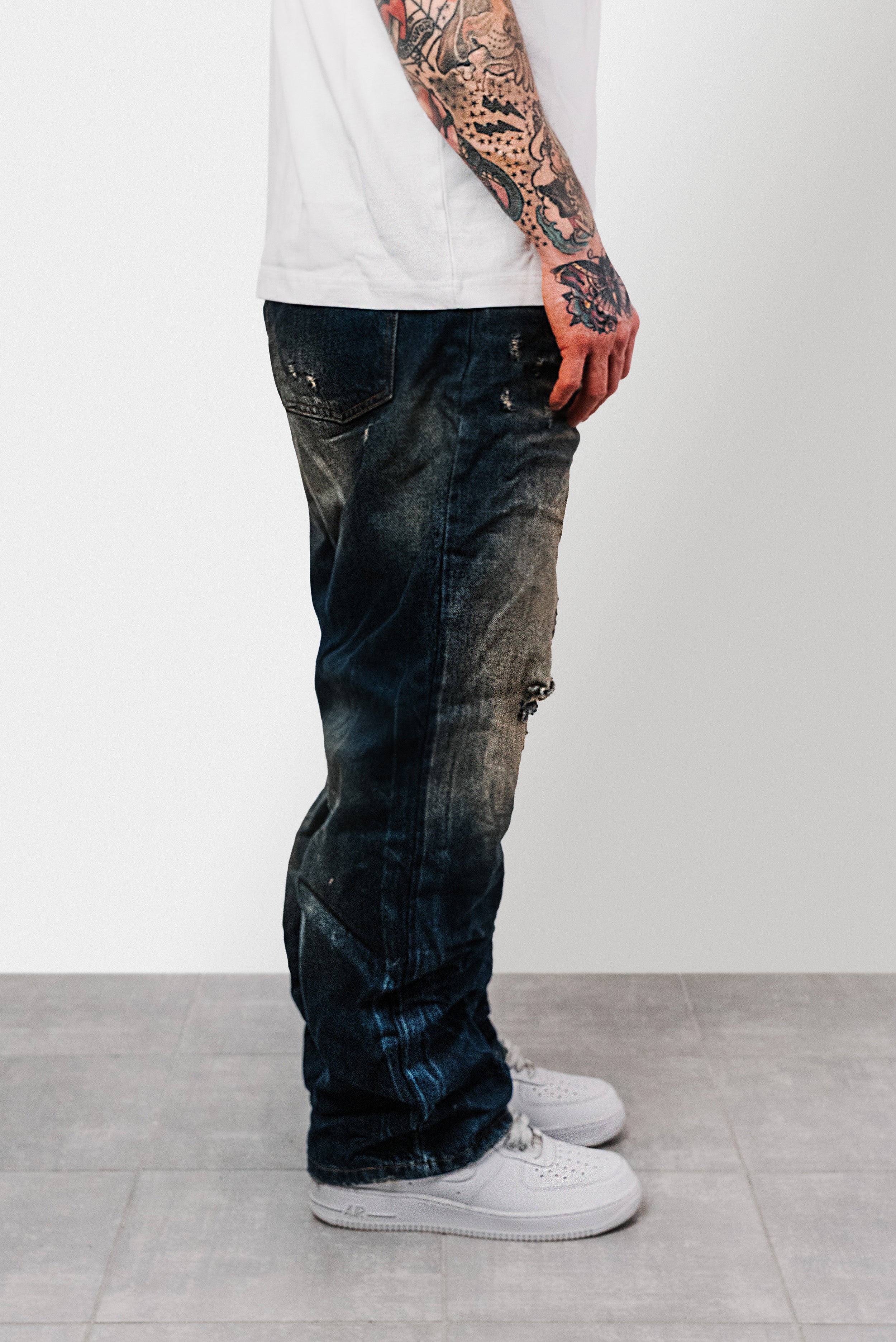 SUPER BAGGY CARBON FADE BLUE JEANS