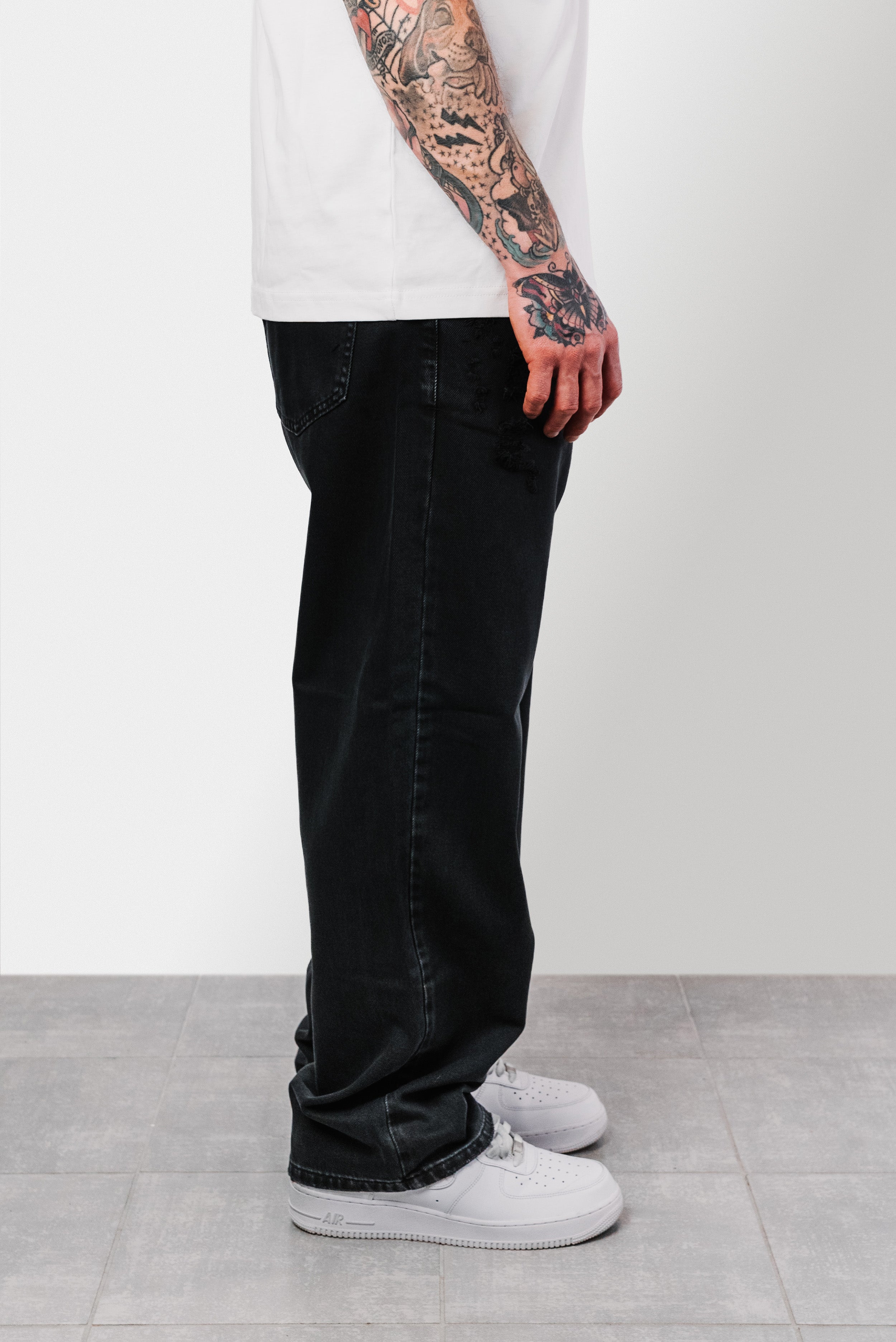 BEST CLASSIC BLACK JEANS - Shoebuya Design