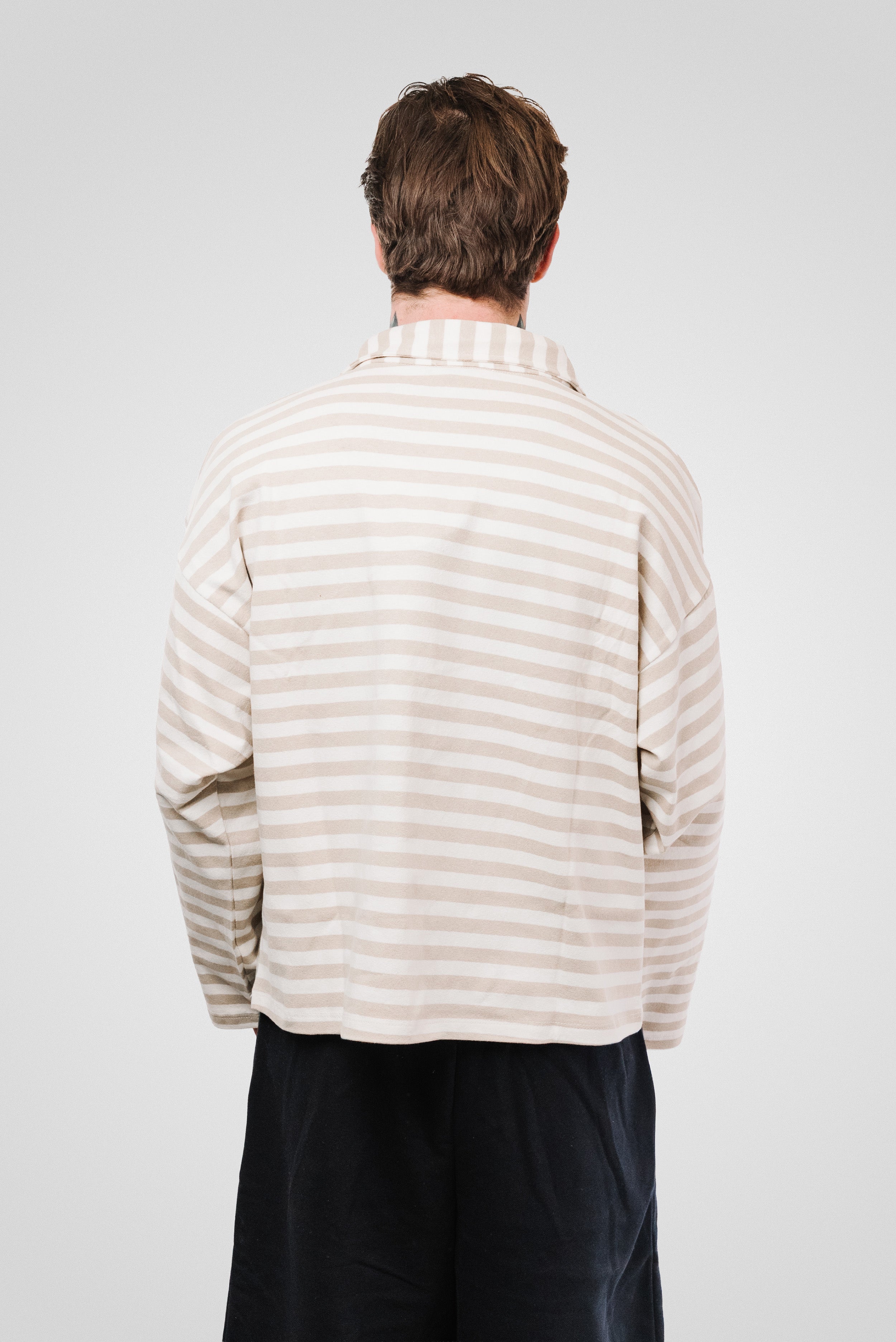 LINE BOXY BEIGE CLASSIC LONGSLEEVE - Replacement Brand