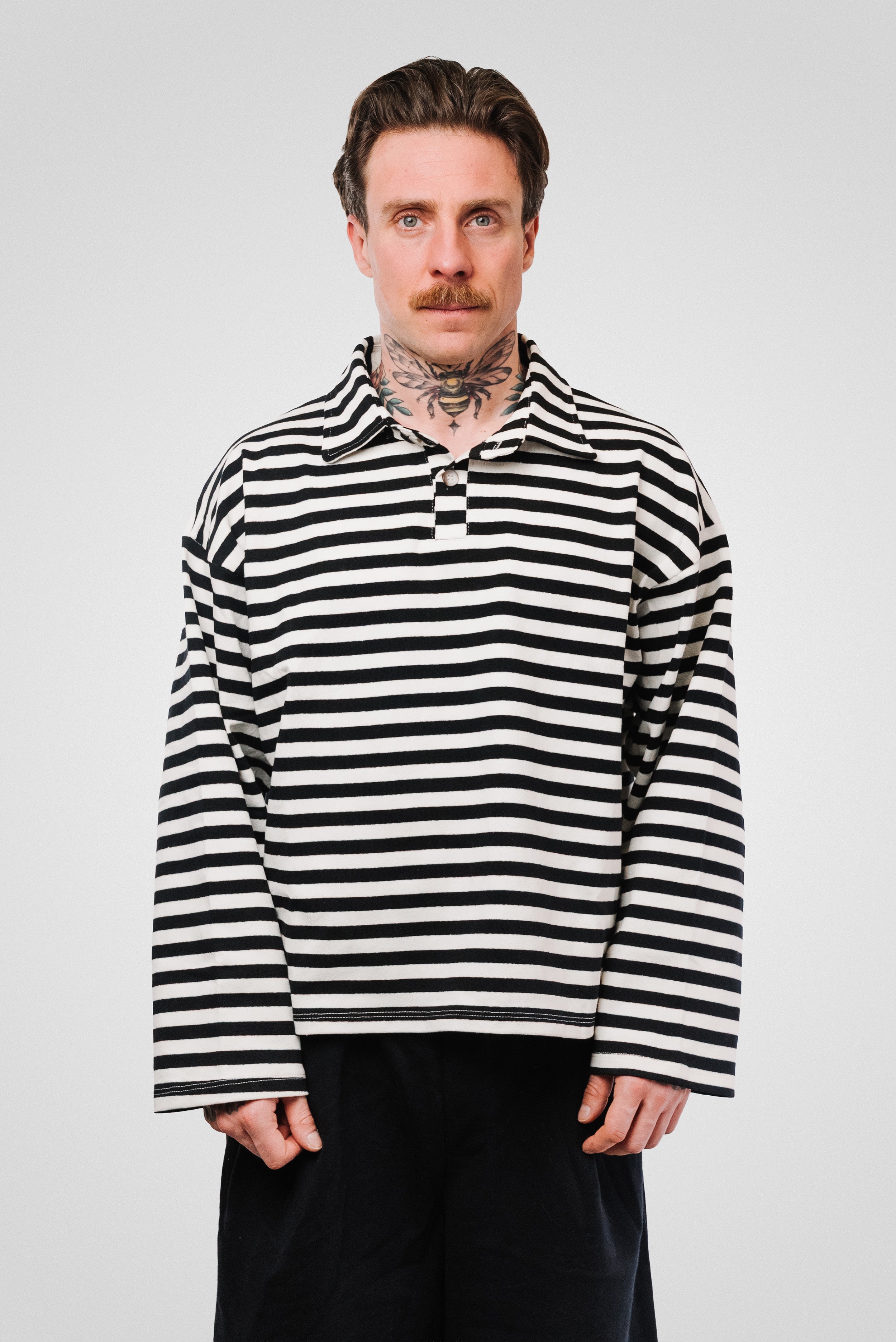 LINE BOXY BLACK CLASSIC LONGSLEEVE - Replacement Brand