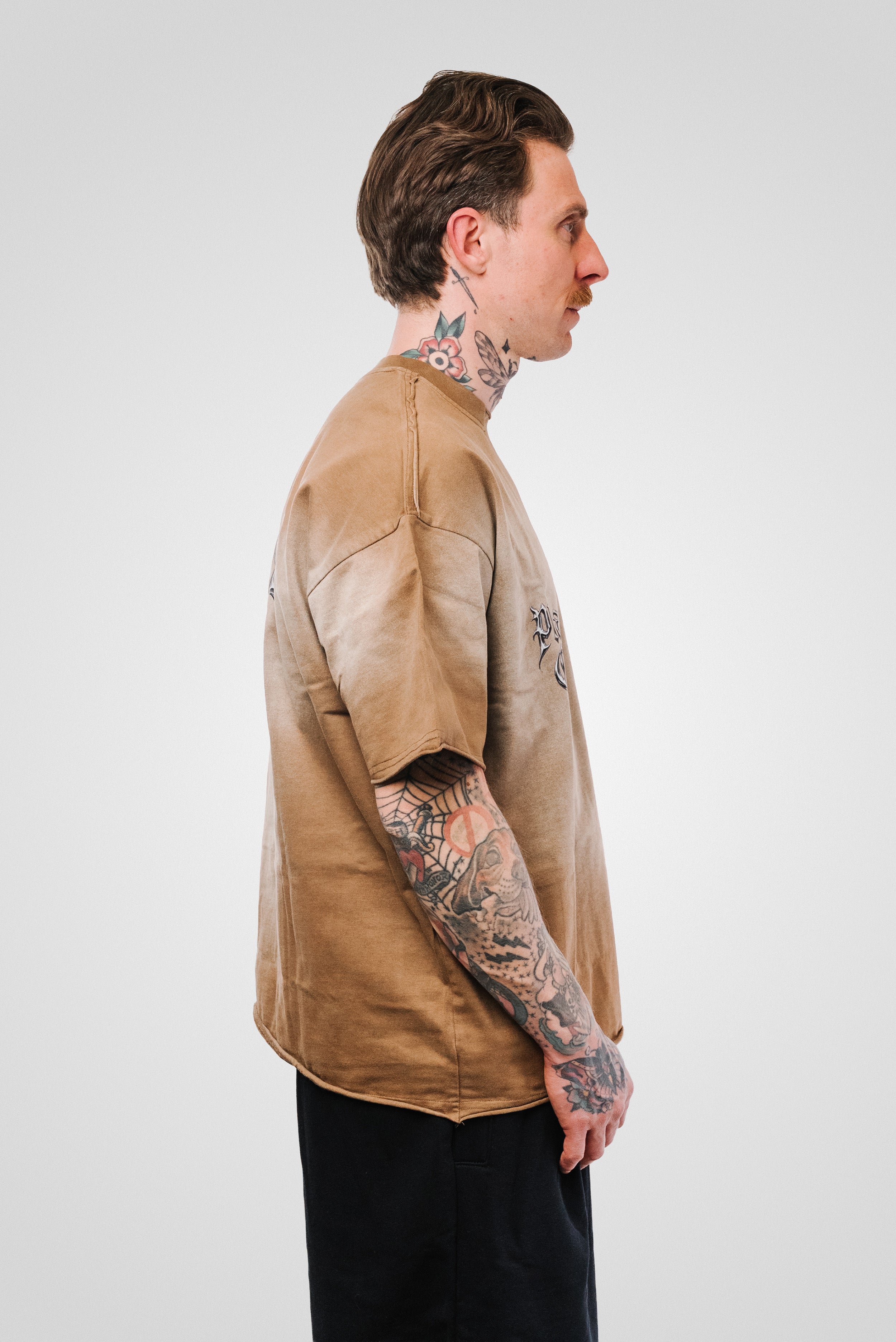 PLAYERS CLUB TEE BROWN - Malessere Brand