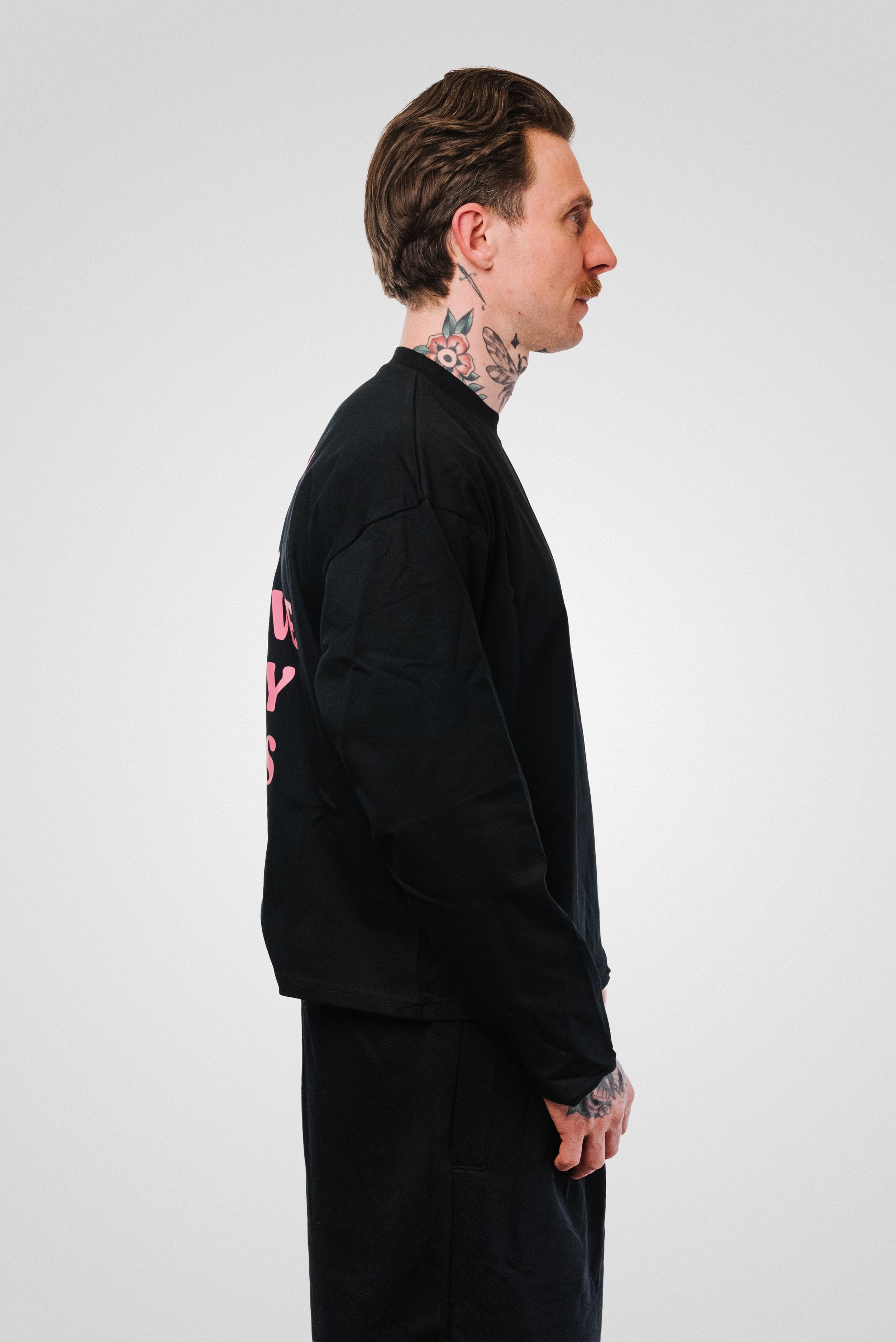 MY CRUSHES BLACK BOXY LONGSLEEVE - TheDoubleE