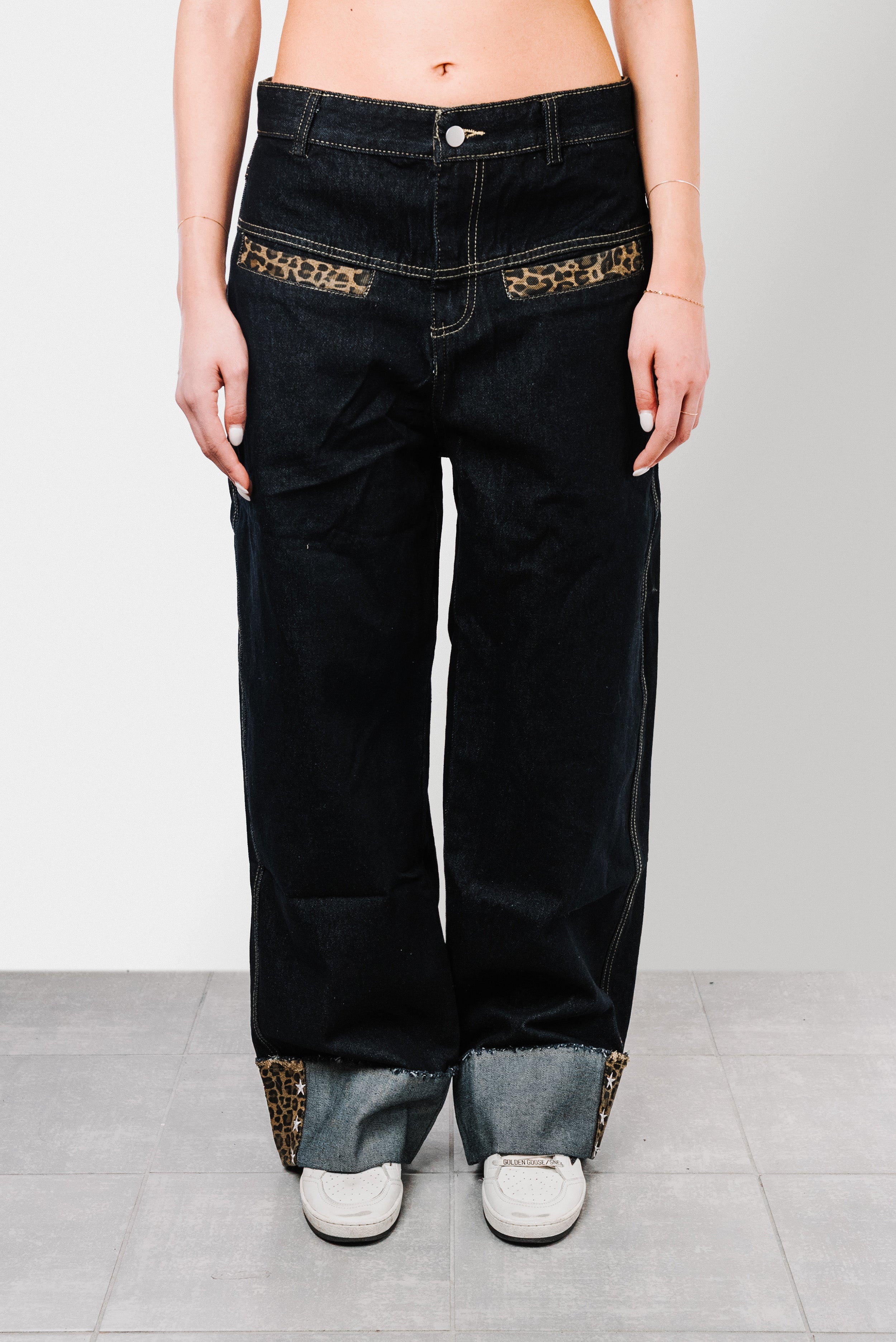 LEOPARD WOMEN DENIM BAGGY JEANS - Shoebuya Design