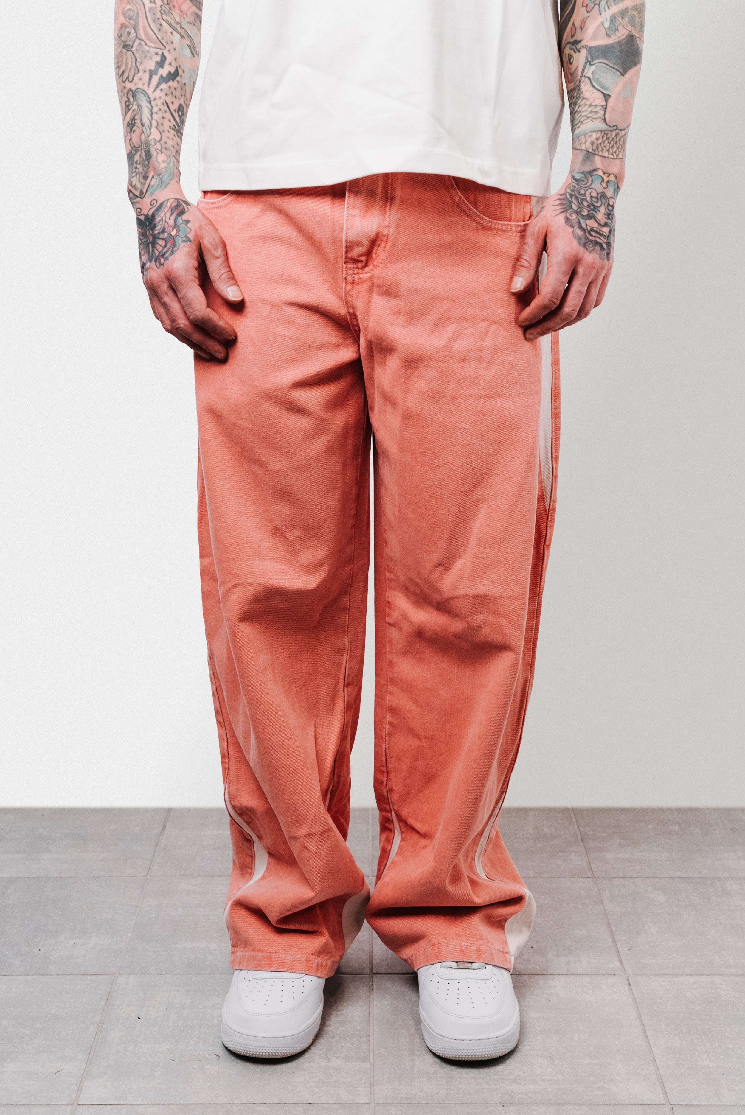 PIGGY PINK BAGGY JEANS - Shoebuya Design