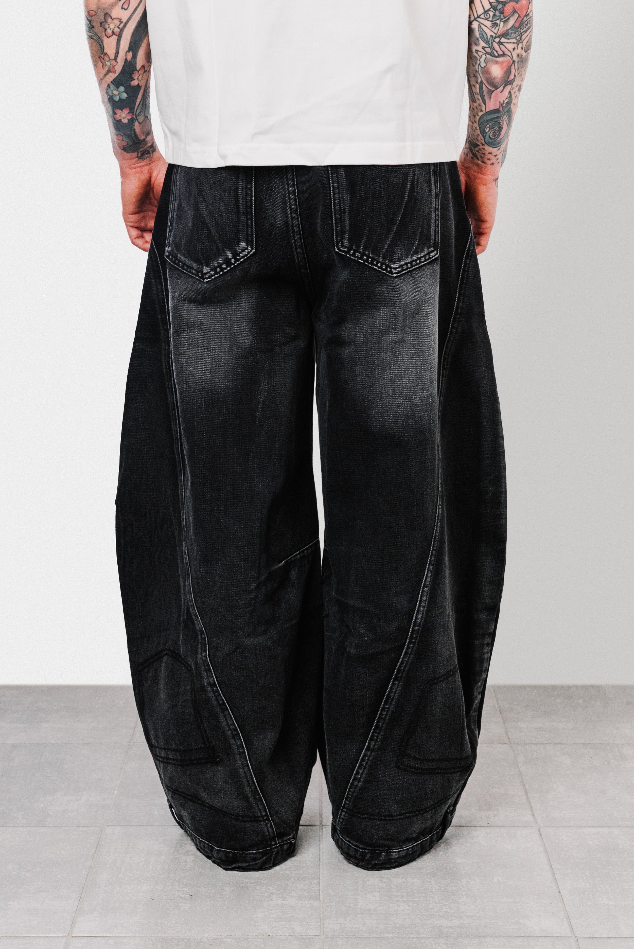 DOUBLE BLACK STRIADE BALLOON JEANS- Shoebuya Design