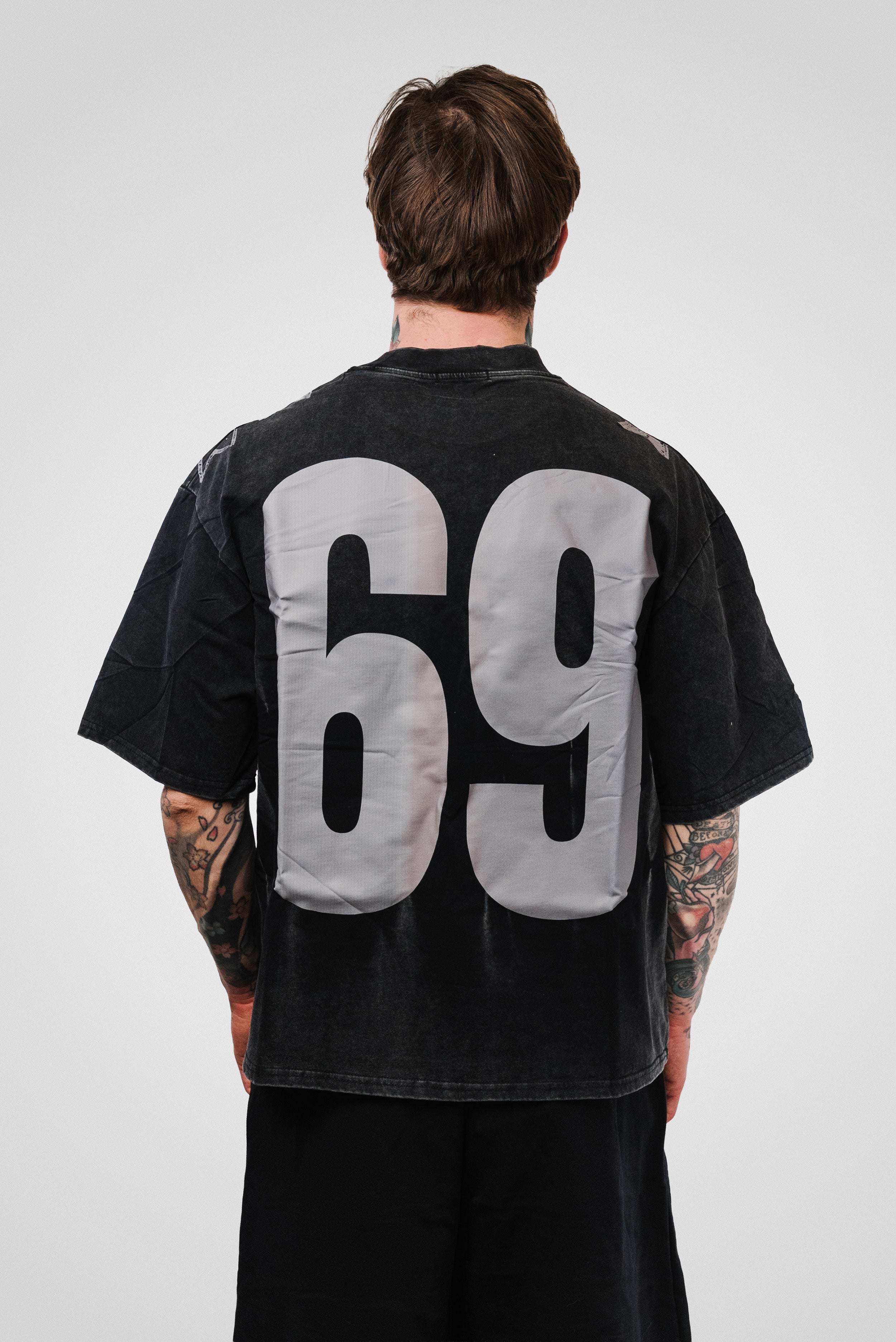 69 BOXY TEE WASHED BLACK - Shoebuya Design