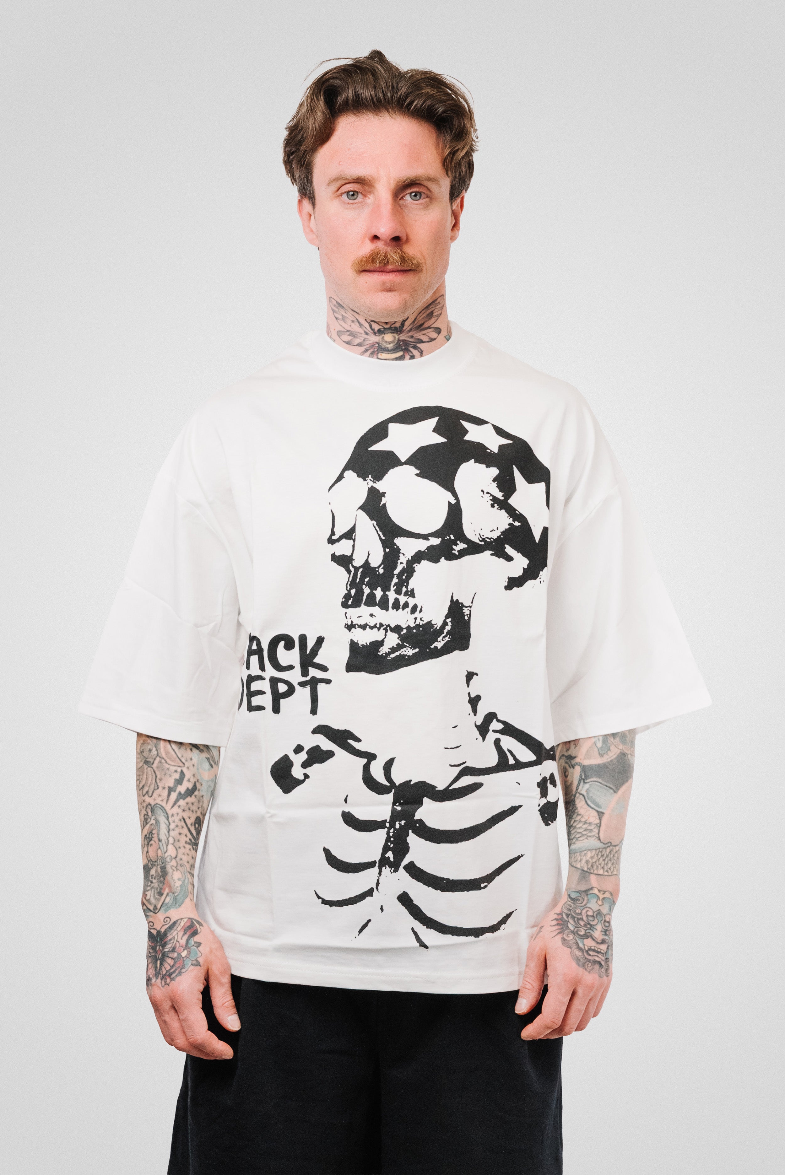 SKULL WHITE BOXY TEE