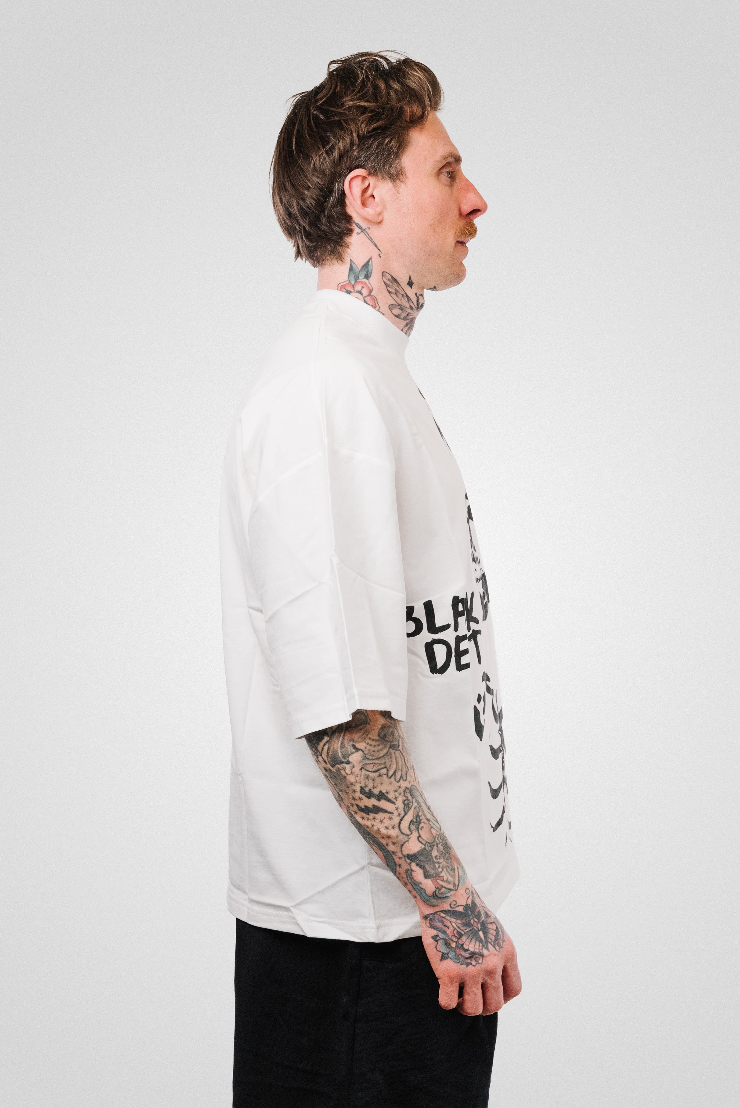 SKULL WHITE BOXY TEE