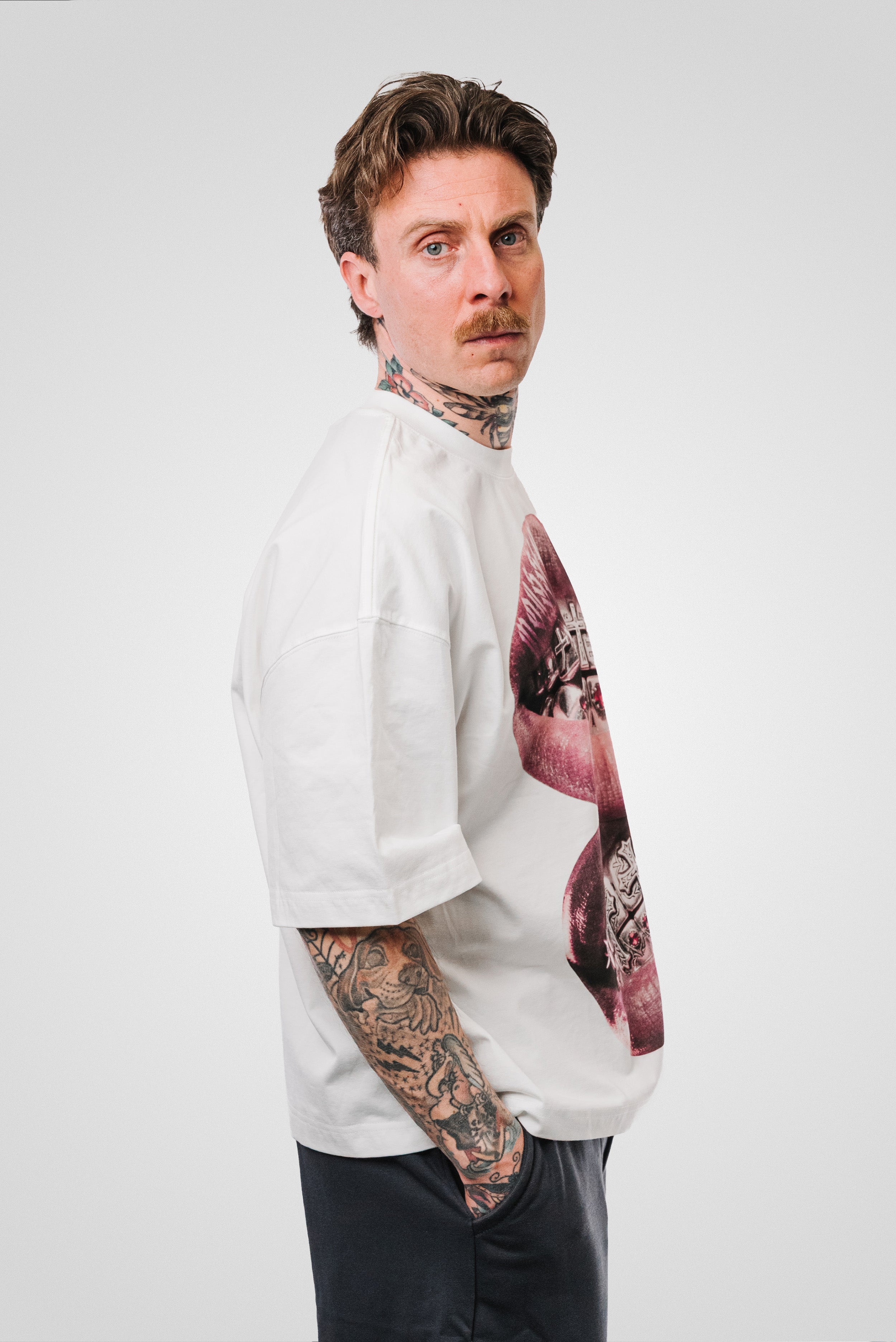 CROSS MOUTH PINK WHITE BOXY TEE - Noissey Brand