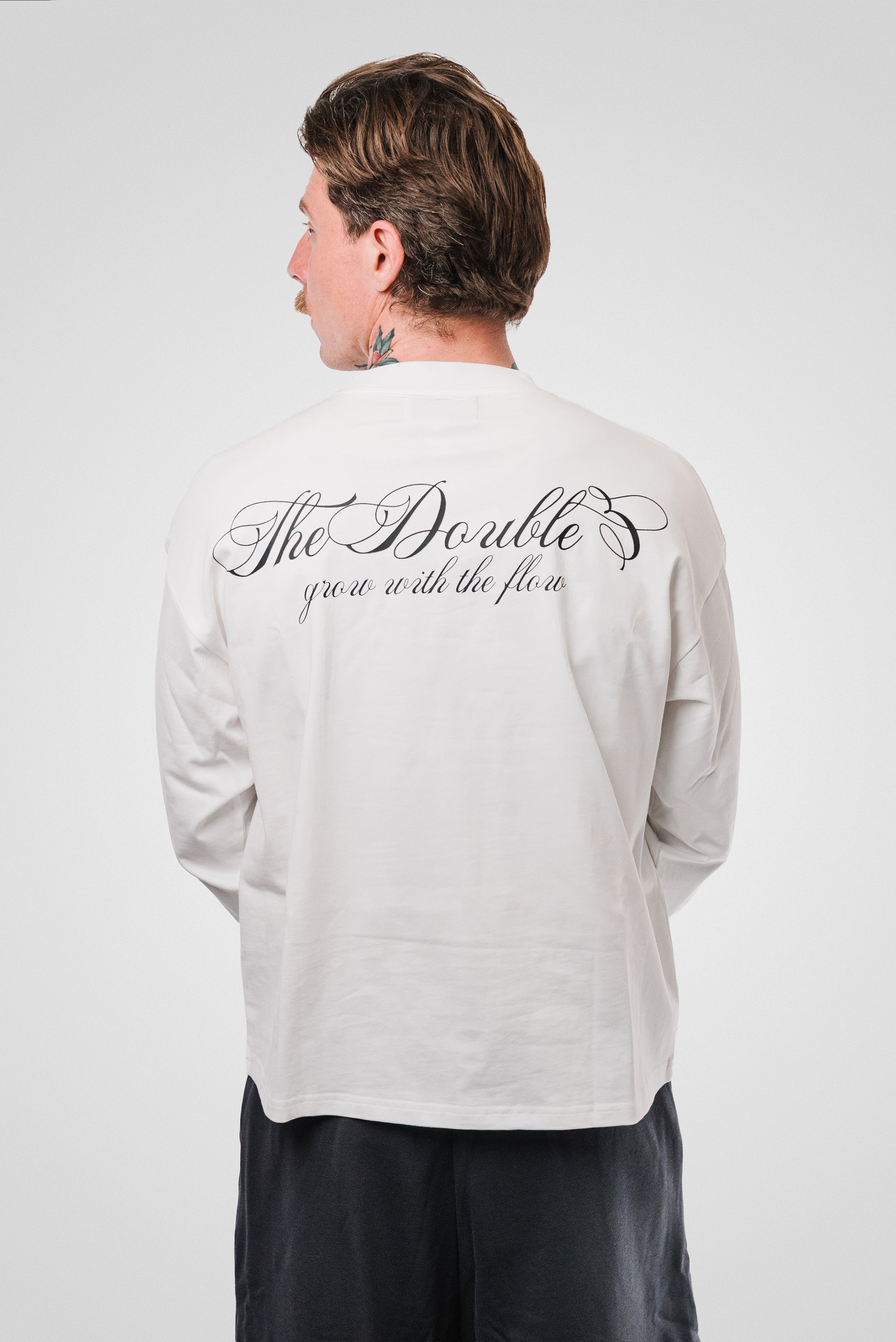 ITALICS LOGO WHITE BOXY LONGSLEEVE - TheDoubleE