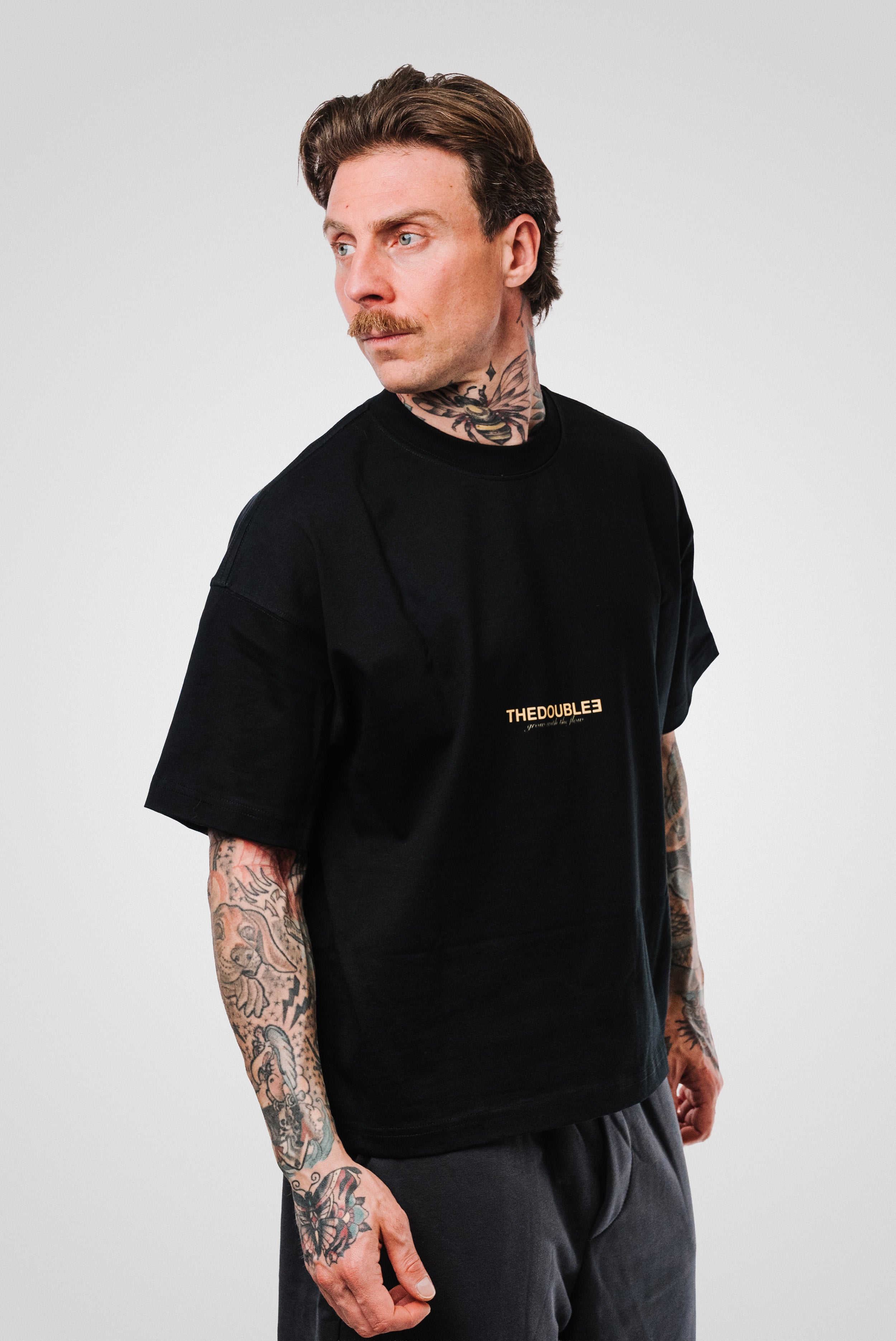 CRAZY BRUNETTE BOXY TEE BLACK - TheDouble