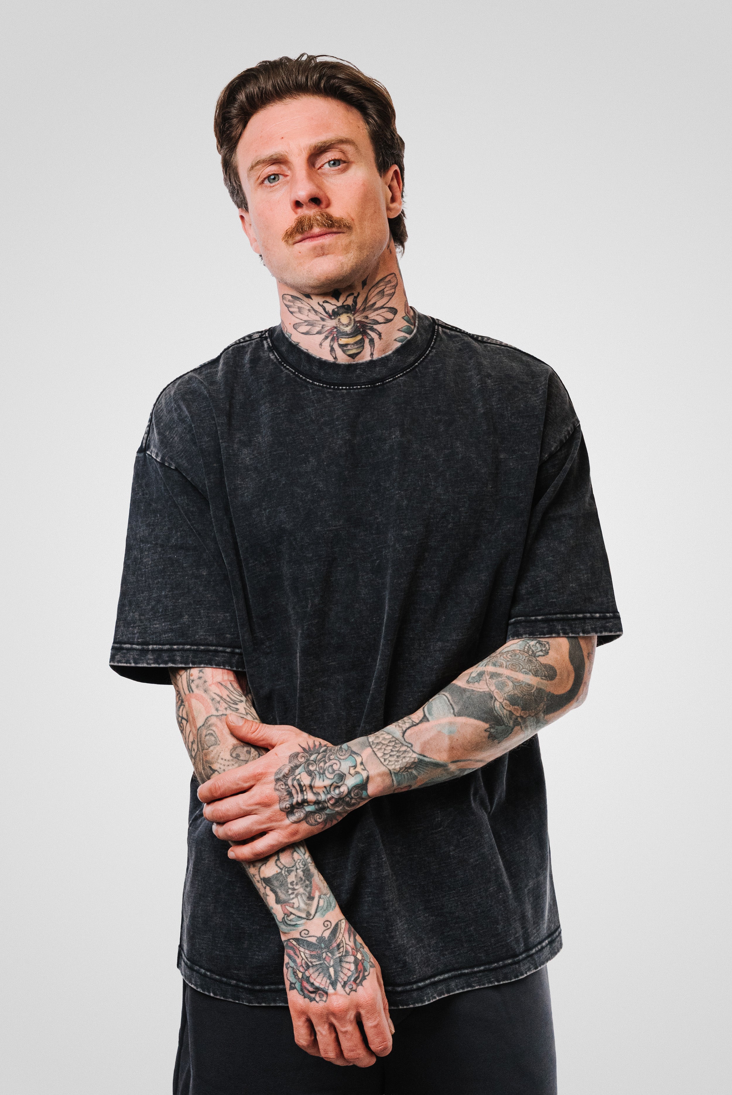 PUNK WASHED TEE BLACK - QYB