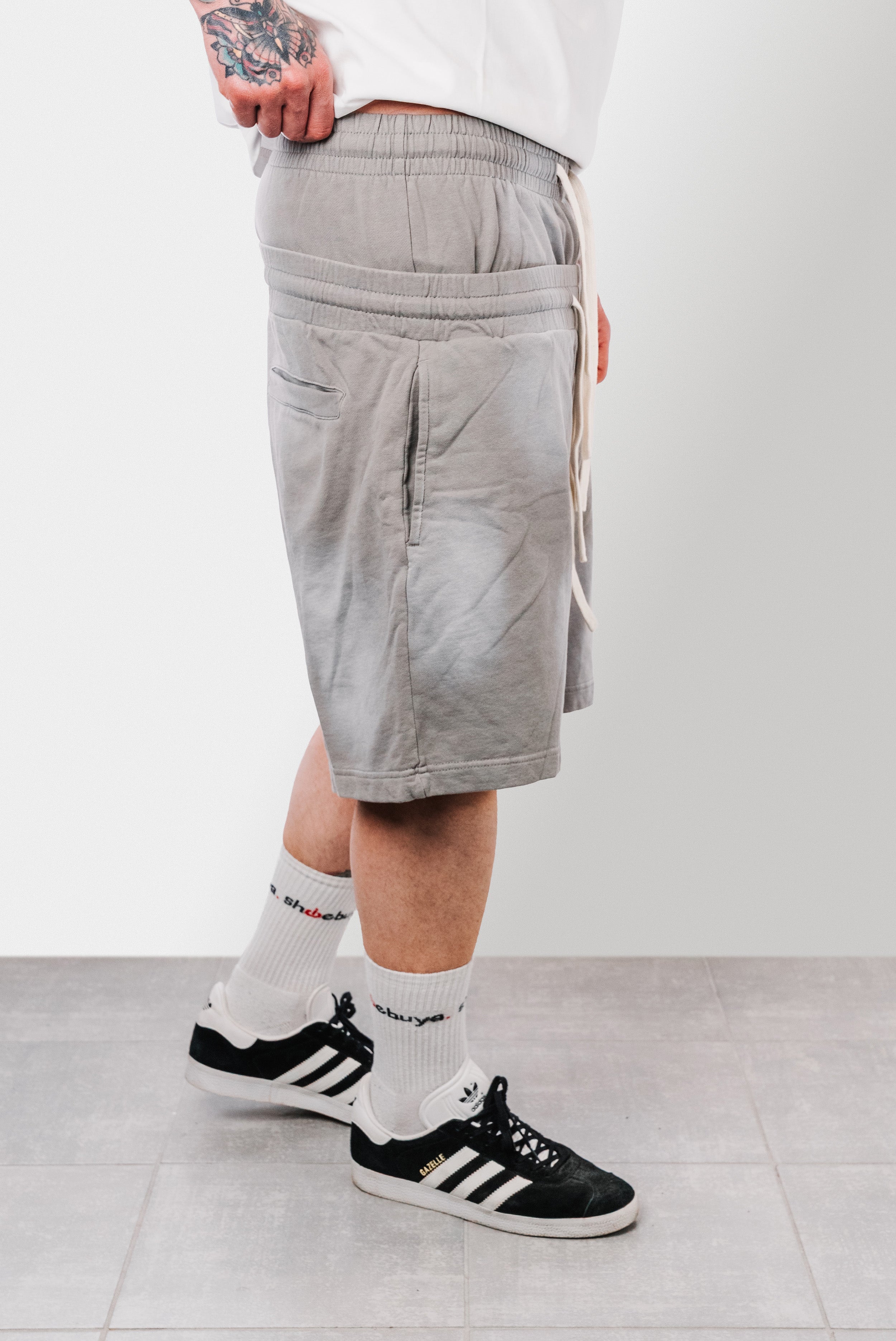 DOUBLE WASHED GREY SHORTS - Shoebuya Design