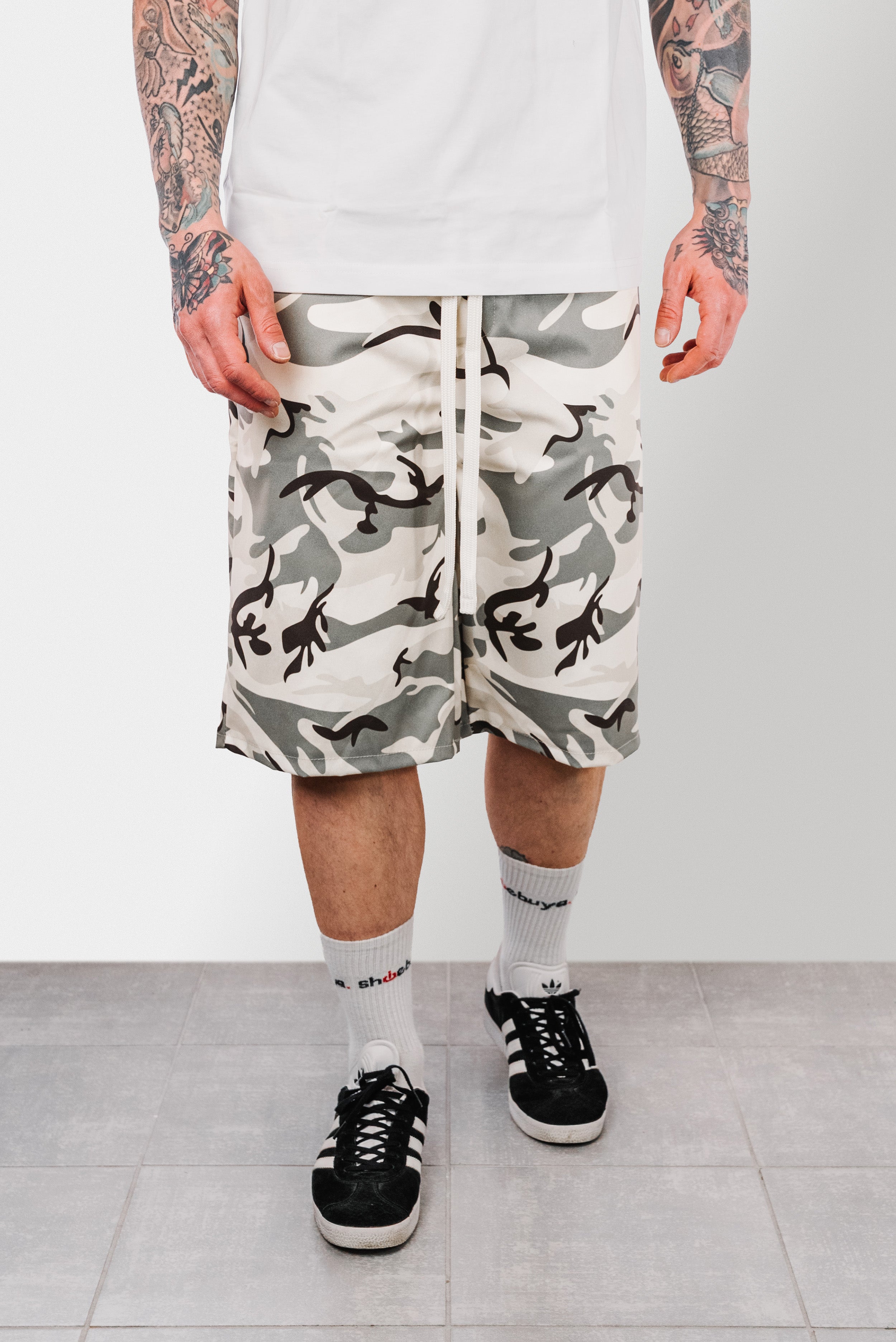 CAMOUFLAGE MILITARY GREEN SHORTS - Replacement Brand