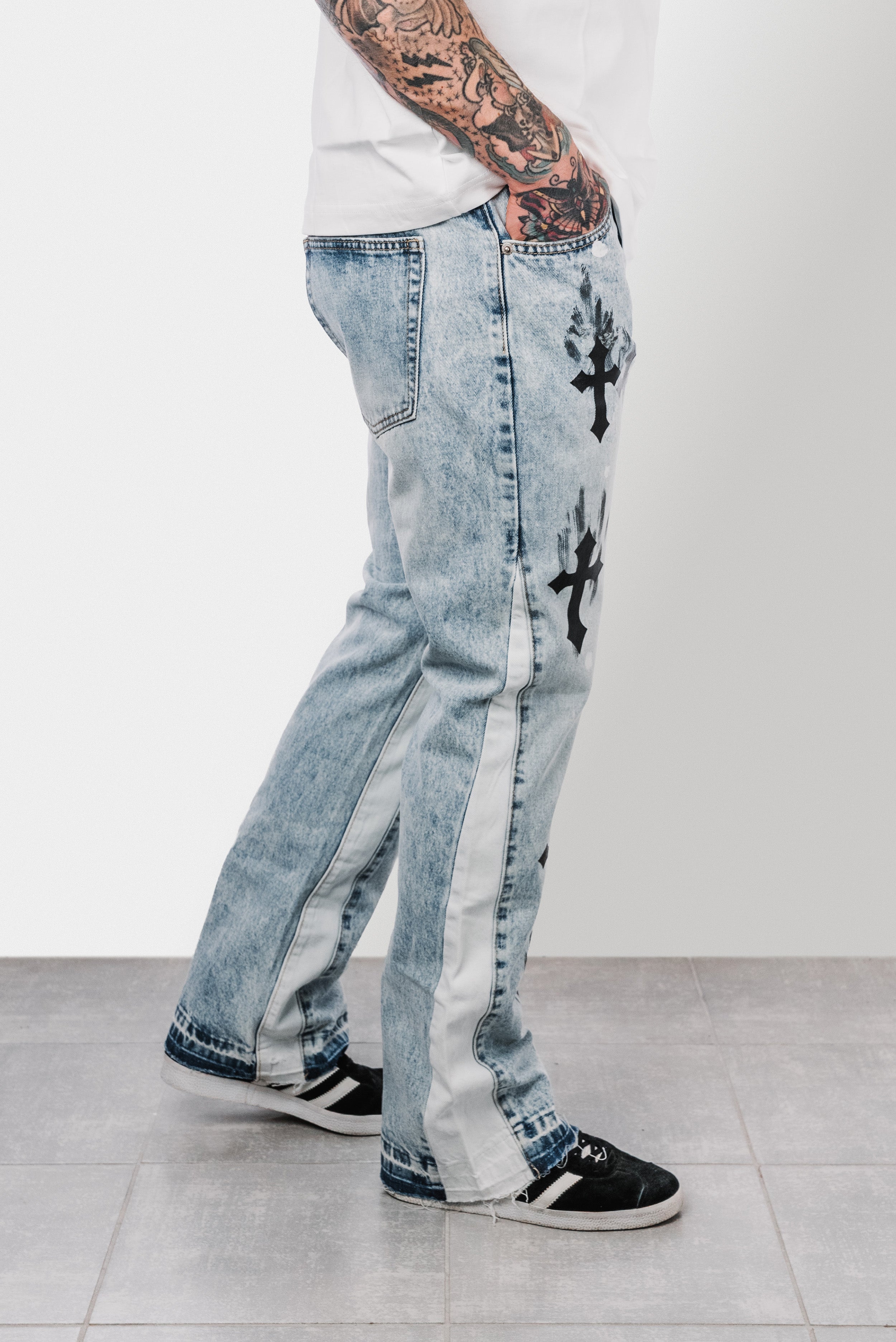 CROSS BLACK DENIM FLARE JEANS - Replacement Brand