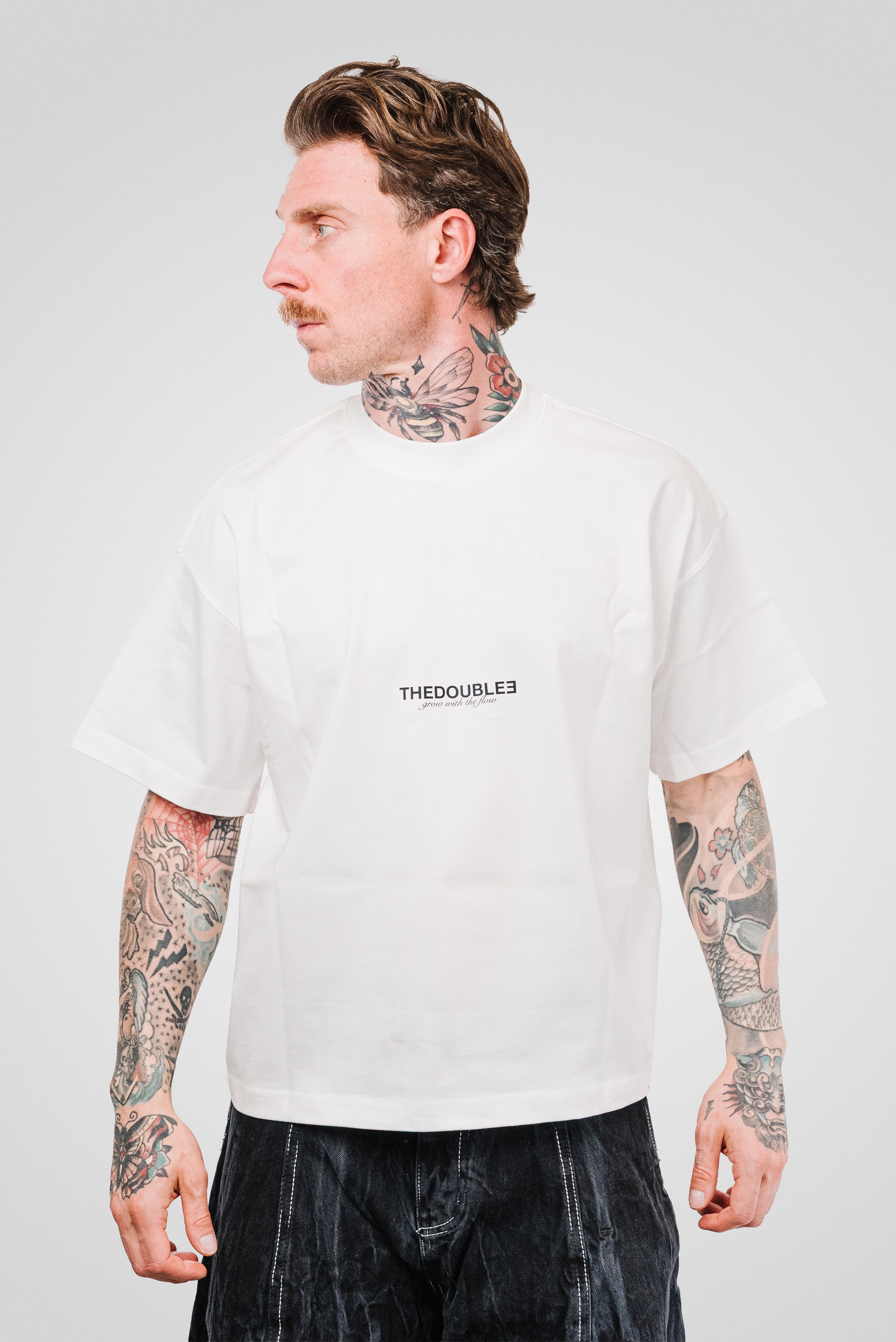CREATE WHITE BOXY TEE- TheDoubleE