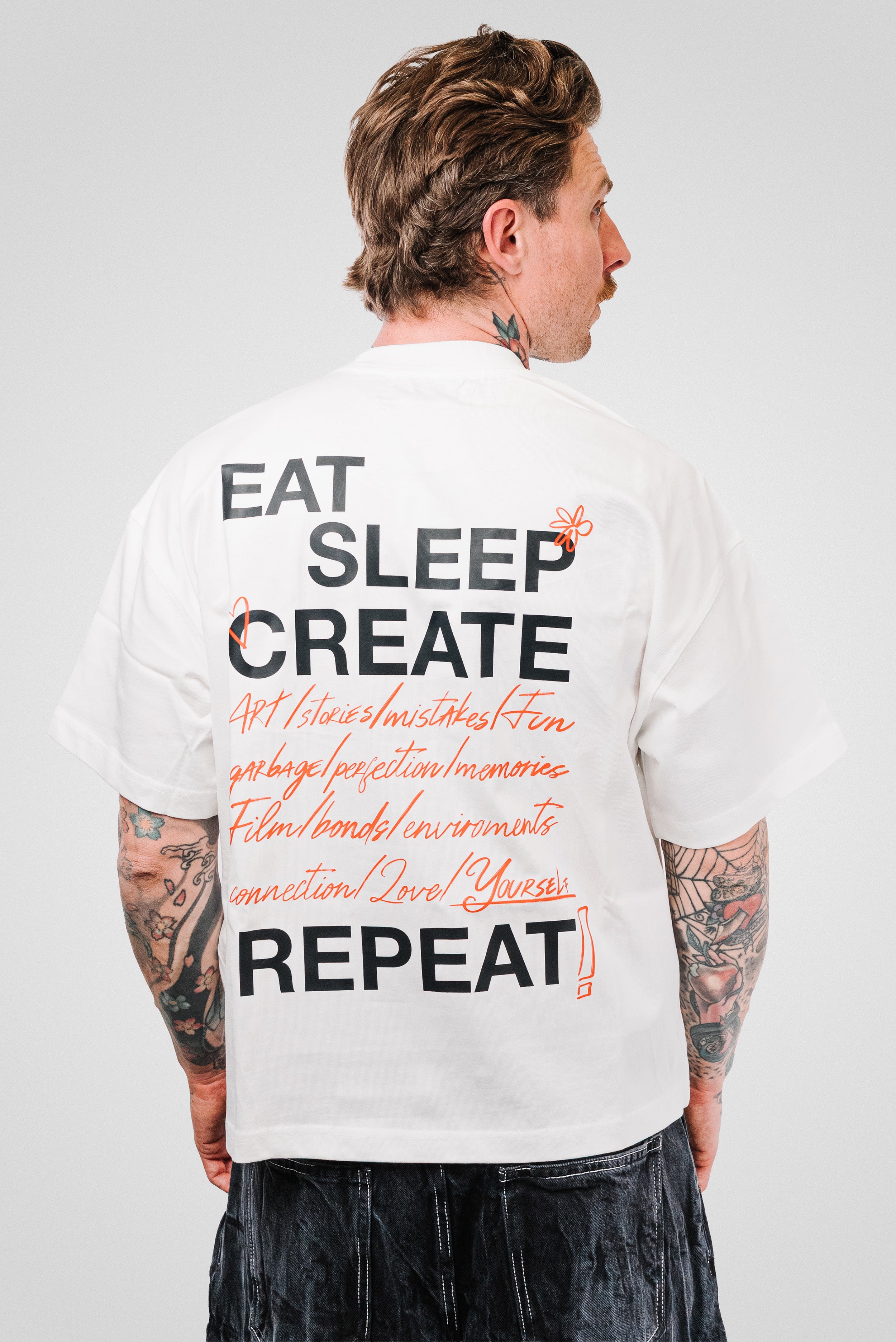 CREATE WHITE BOXY TEE- TheDoubleE