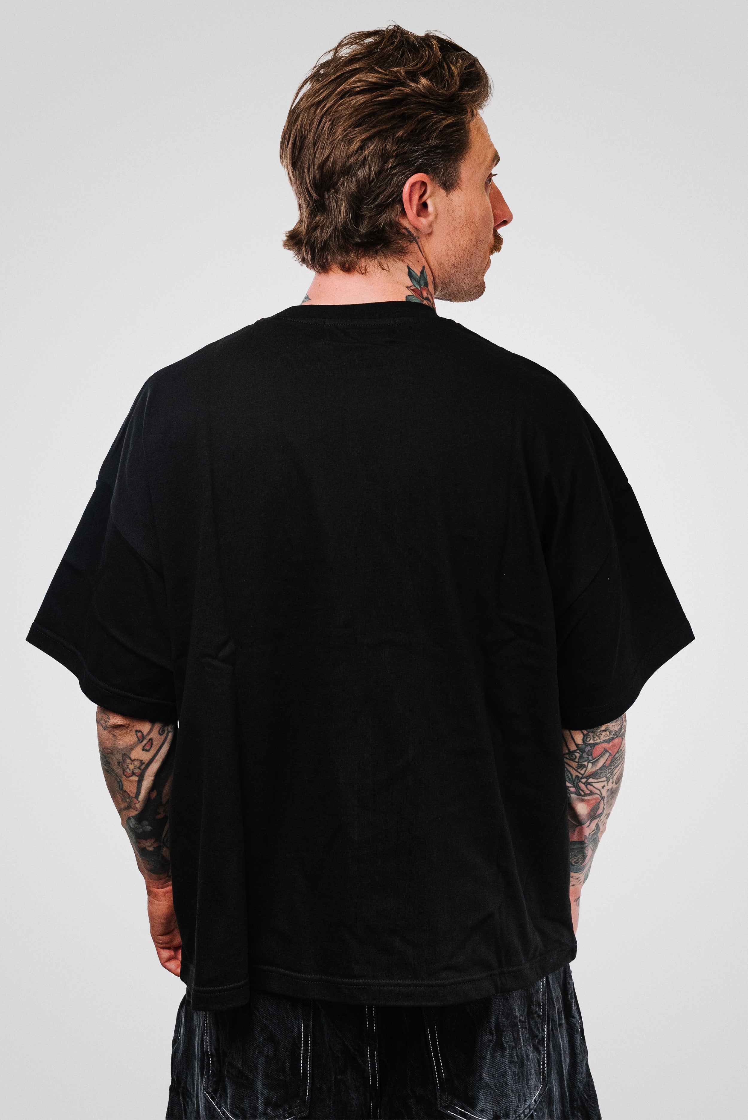 FIT NEW BLACK TEE - Signs Brand
