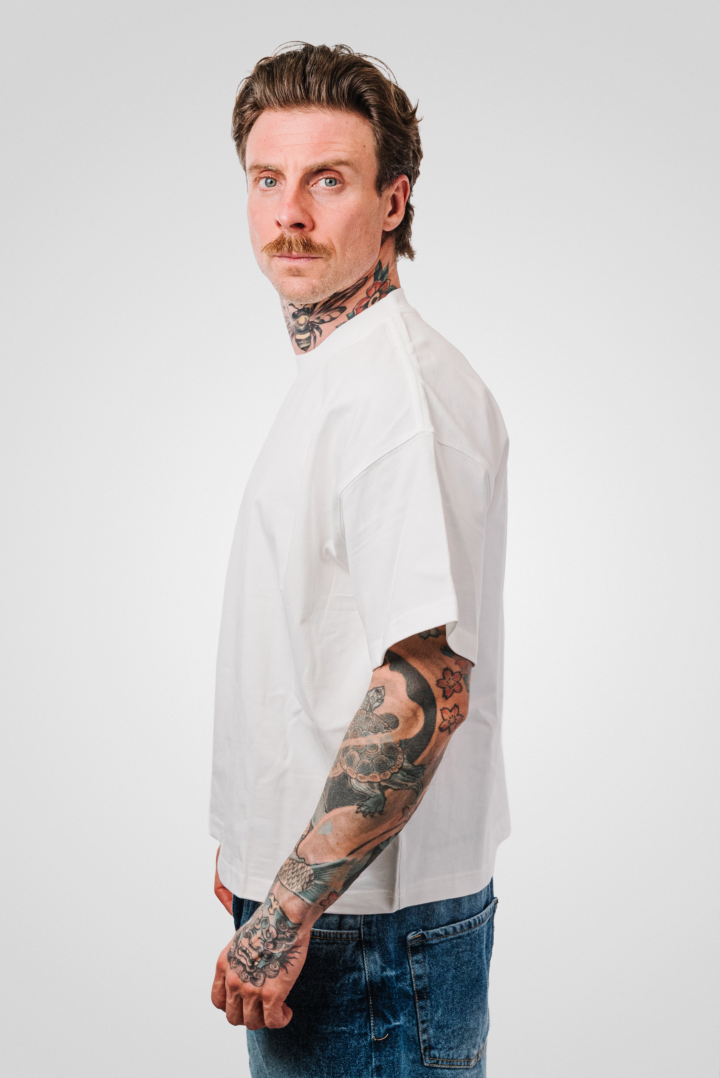 ODIO TUTTO BOXY TEE WHITE - Malessere Brand