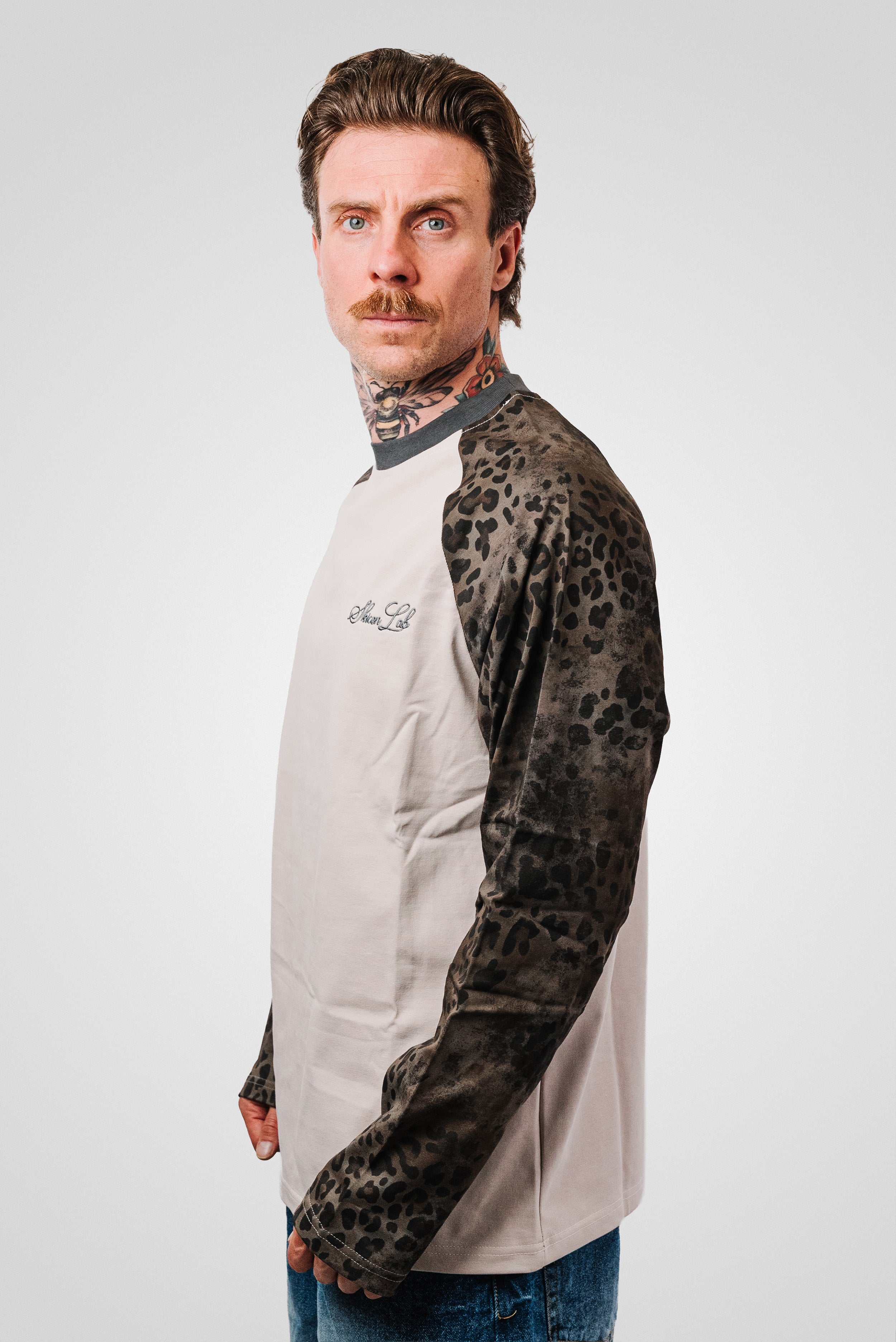 BEIGE LEOPARD SLEEVE LONGSLEEVE - Shoebuya Design