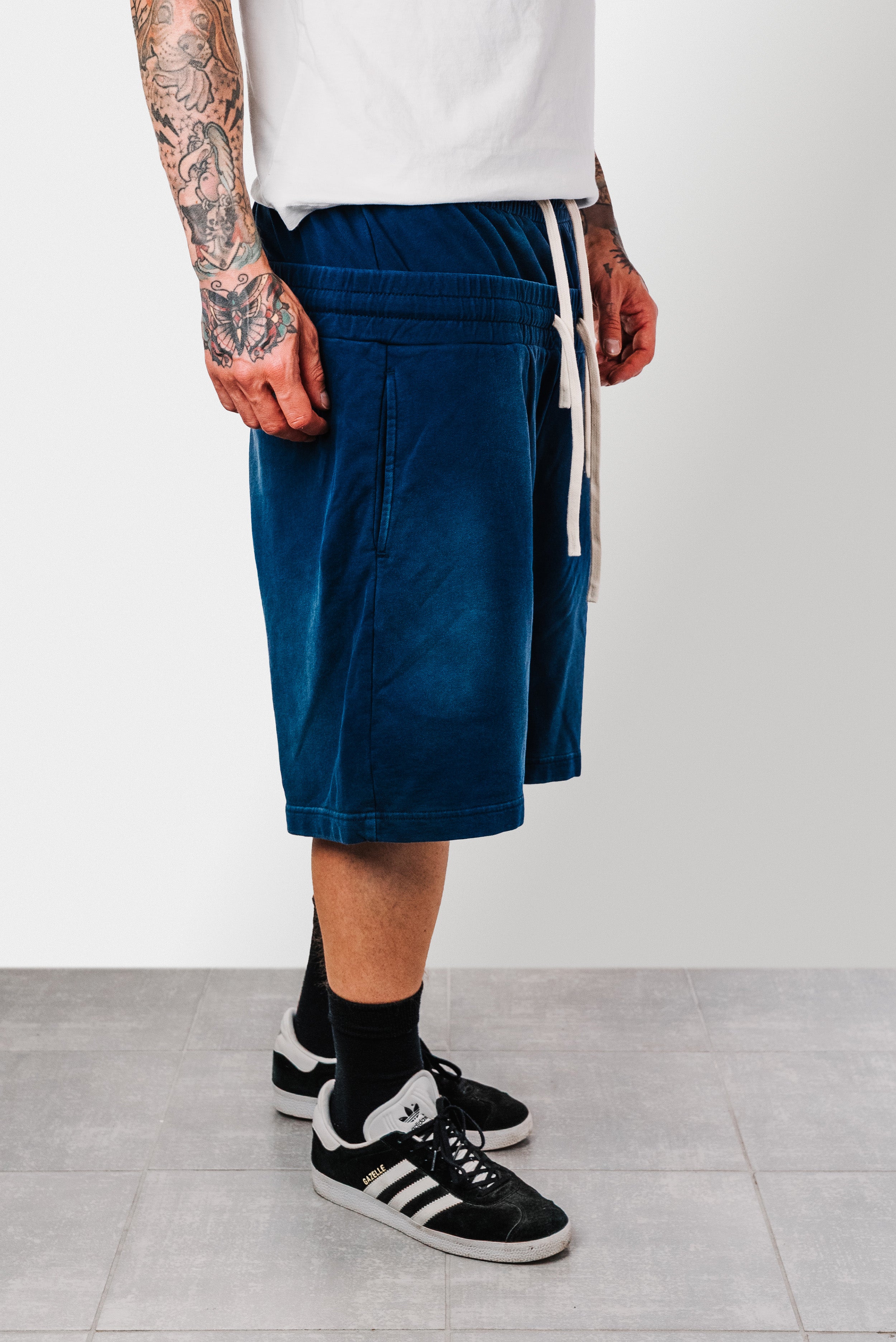 DOUBLE WASHED BLUE SHORTS - Shoebuya Design