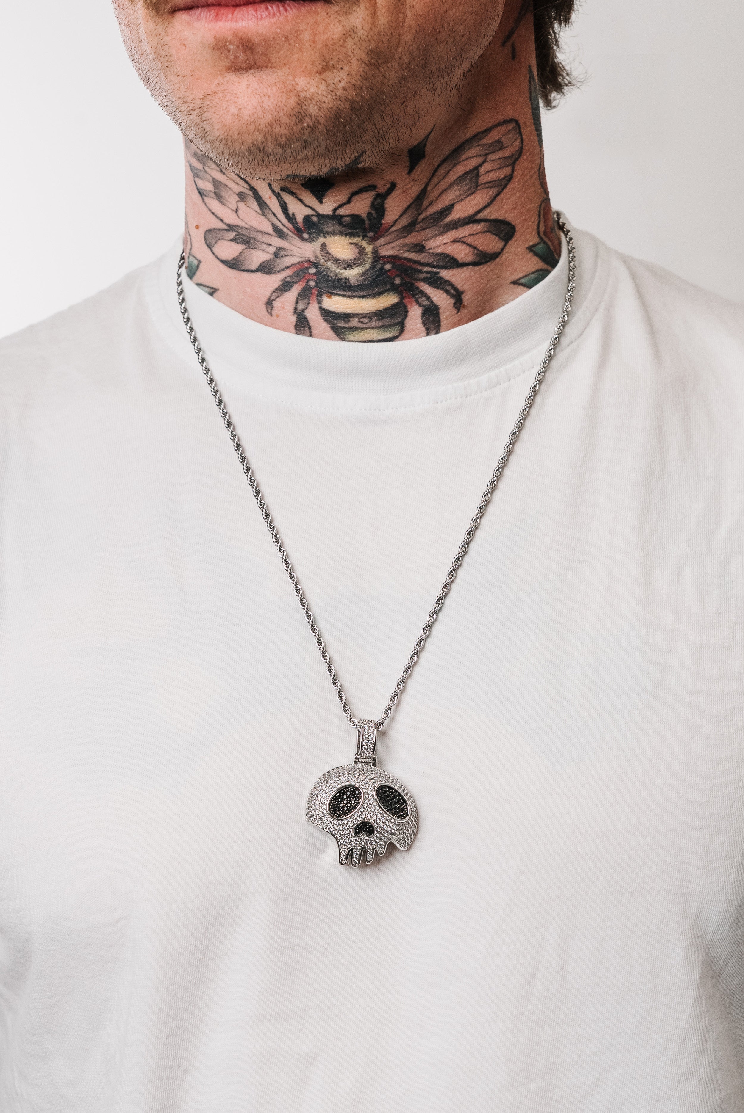 NOISSEY NECKLACES