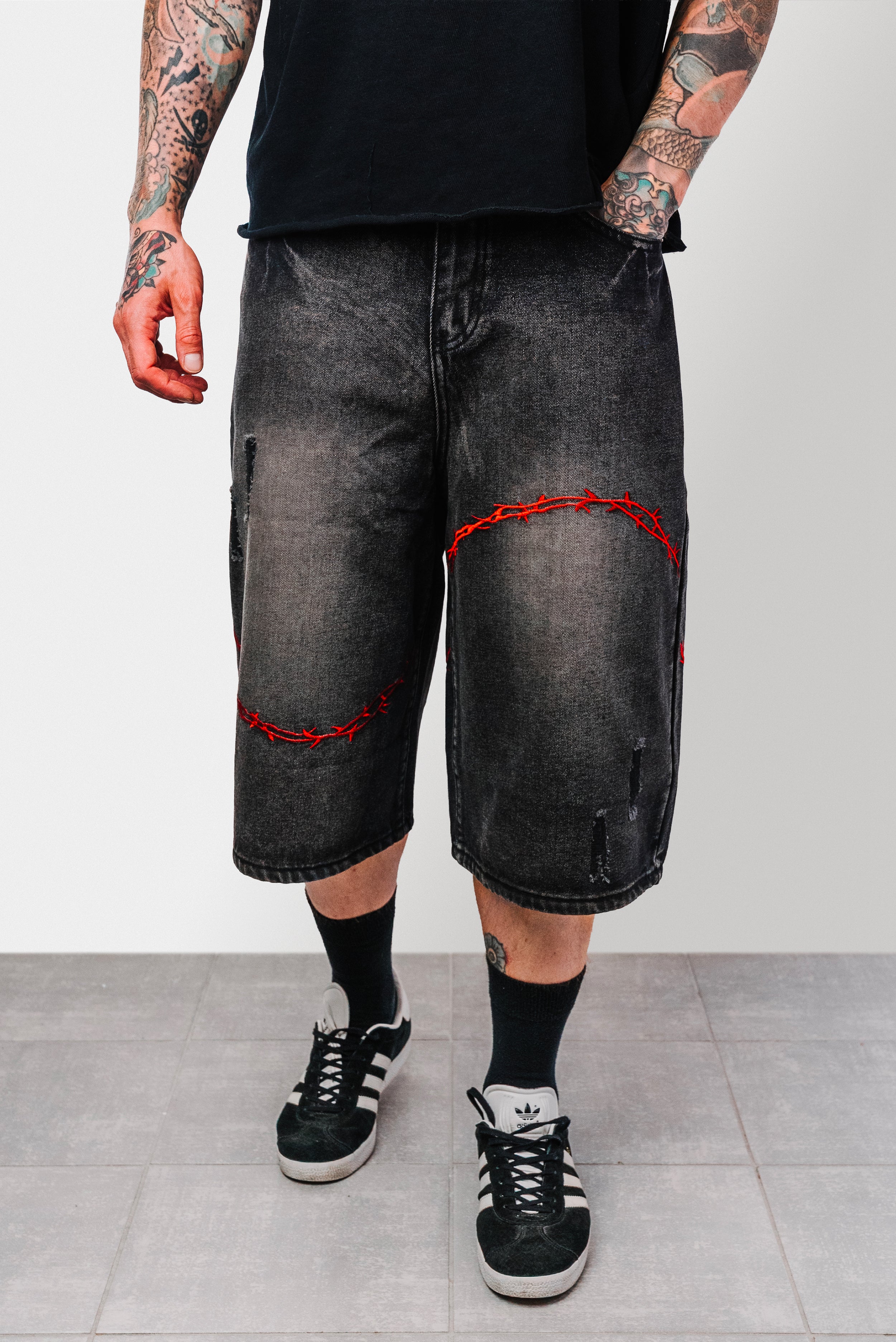 BARBED WILE WASHED BLACK DENIM JORTS - Shoebuya Design