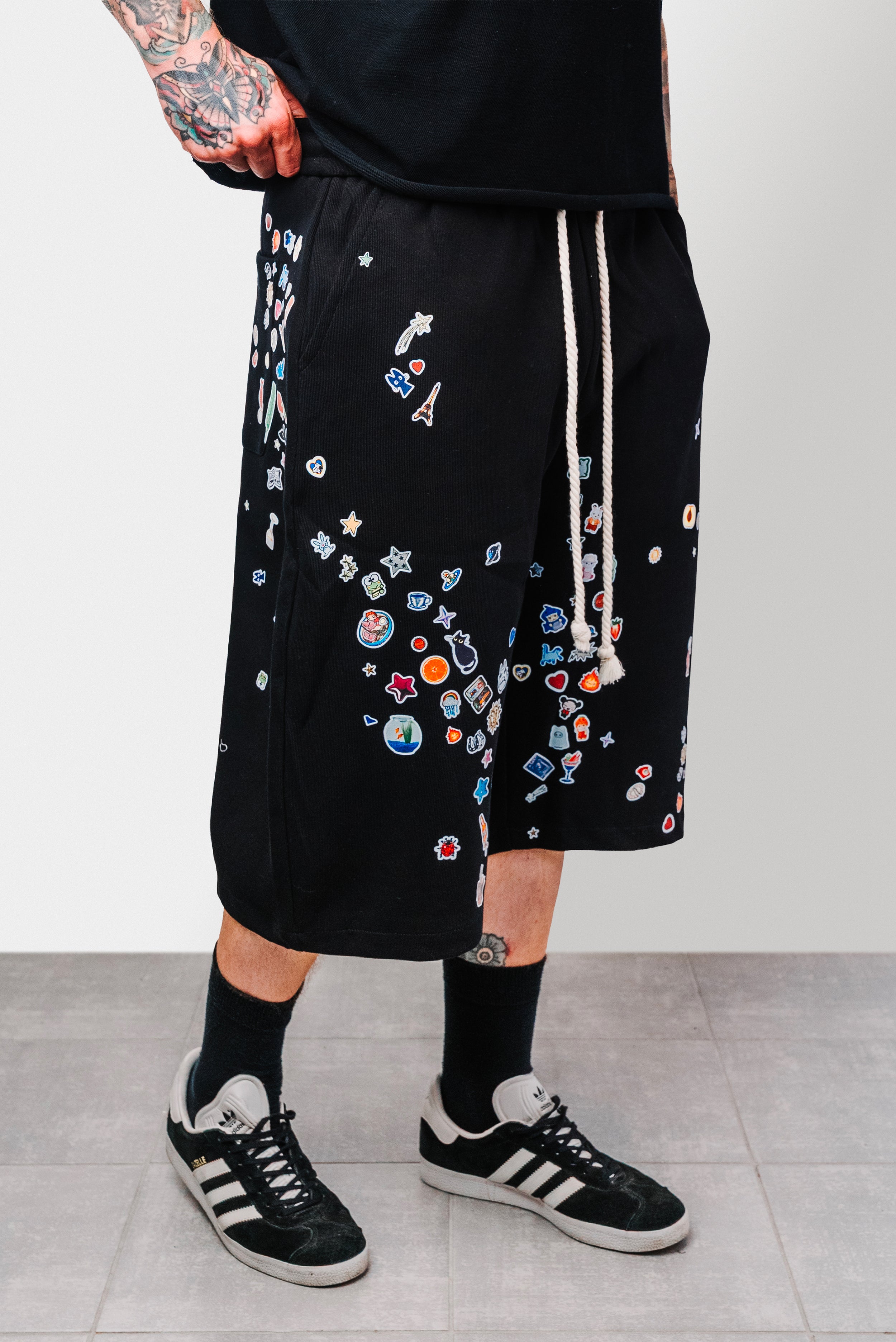 STICKER COTTON BLACK JORTS - Shoebuya Design
