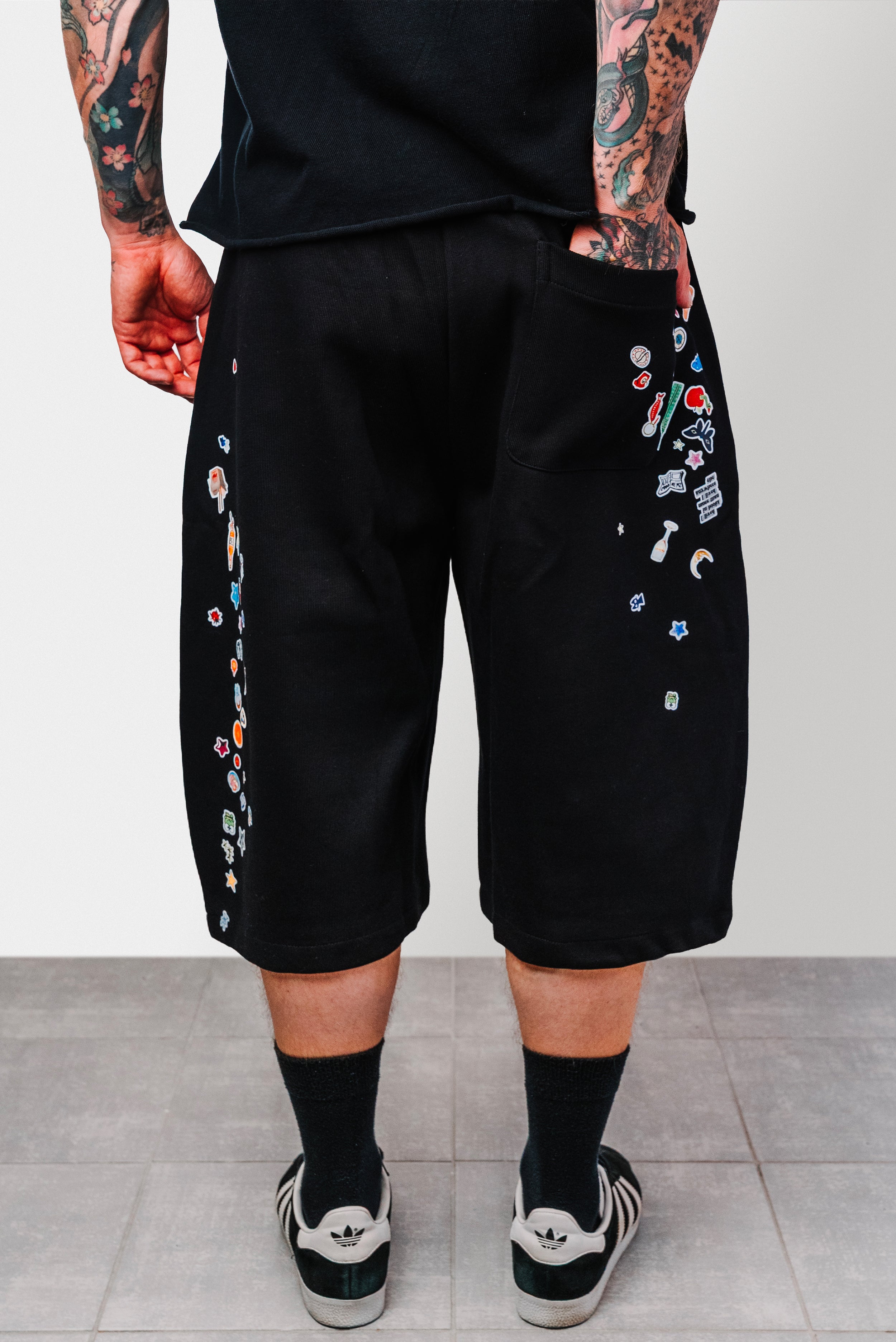 STICKER COTTON BLACK JORTS - Shoebuya Design