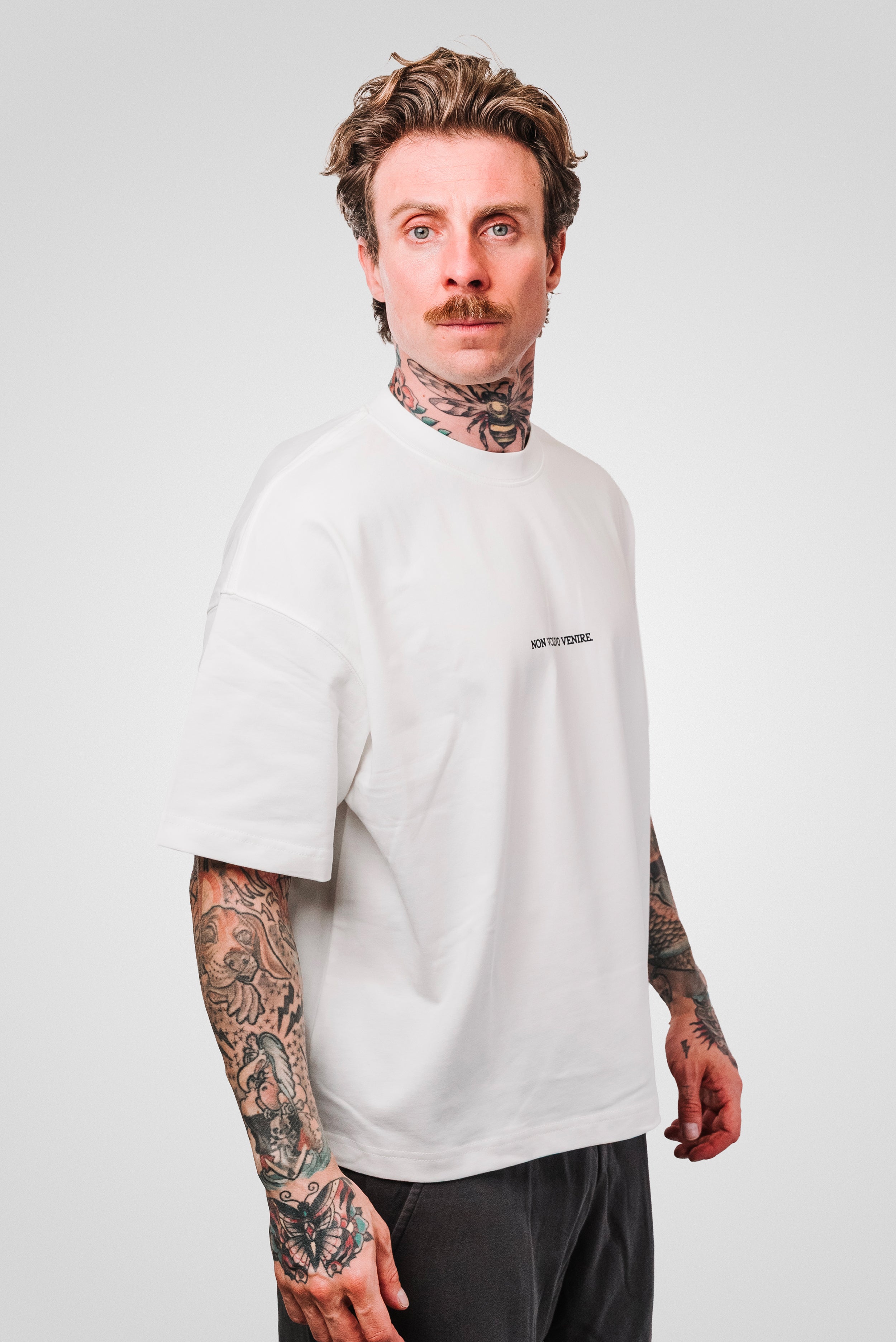 NON VOLEVO VENIRE BOXY TEE WHITE - Shoebuya Design
