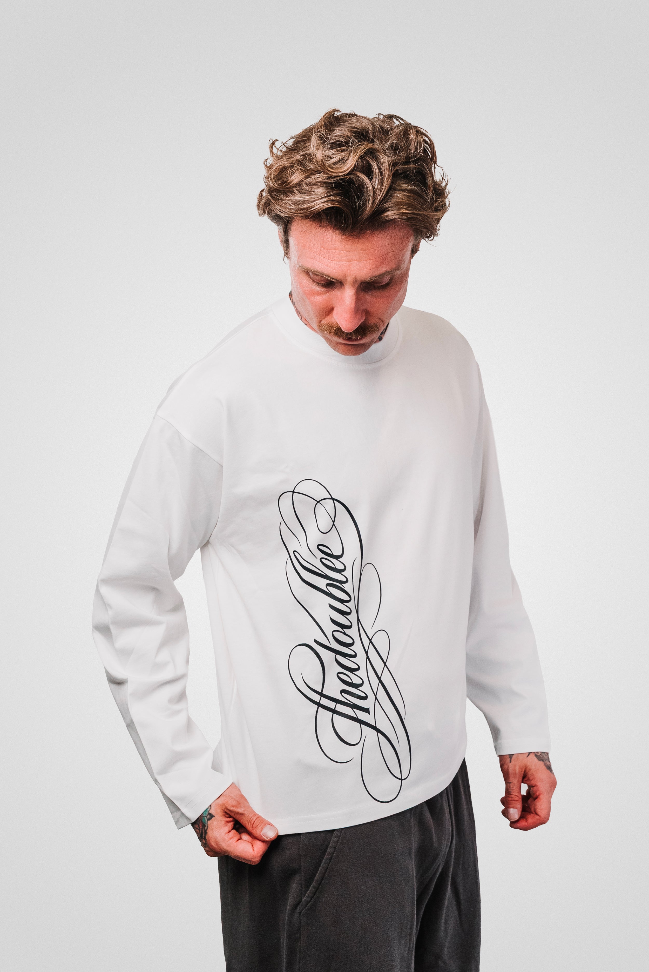 CHICANO LOGO WHITE BOXY LONGSLEEVE - TheDoubleE
