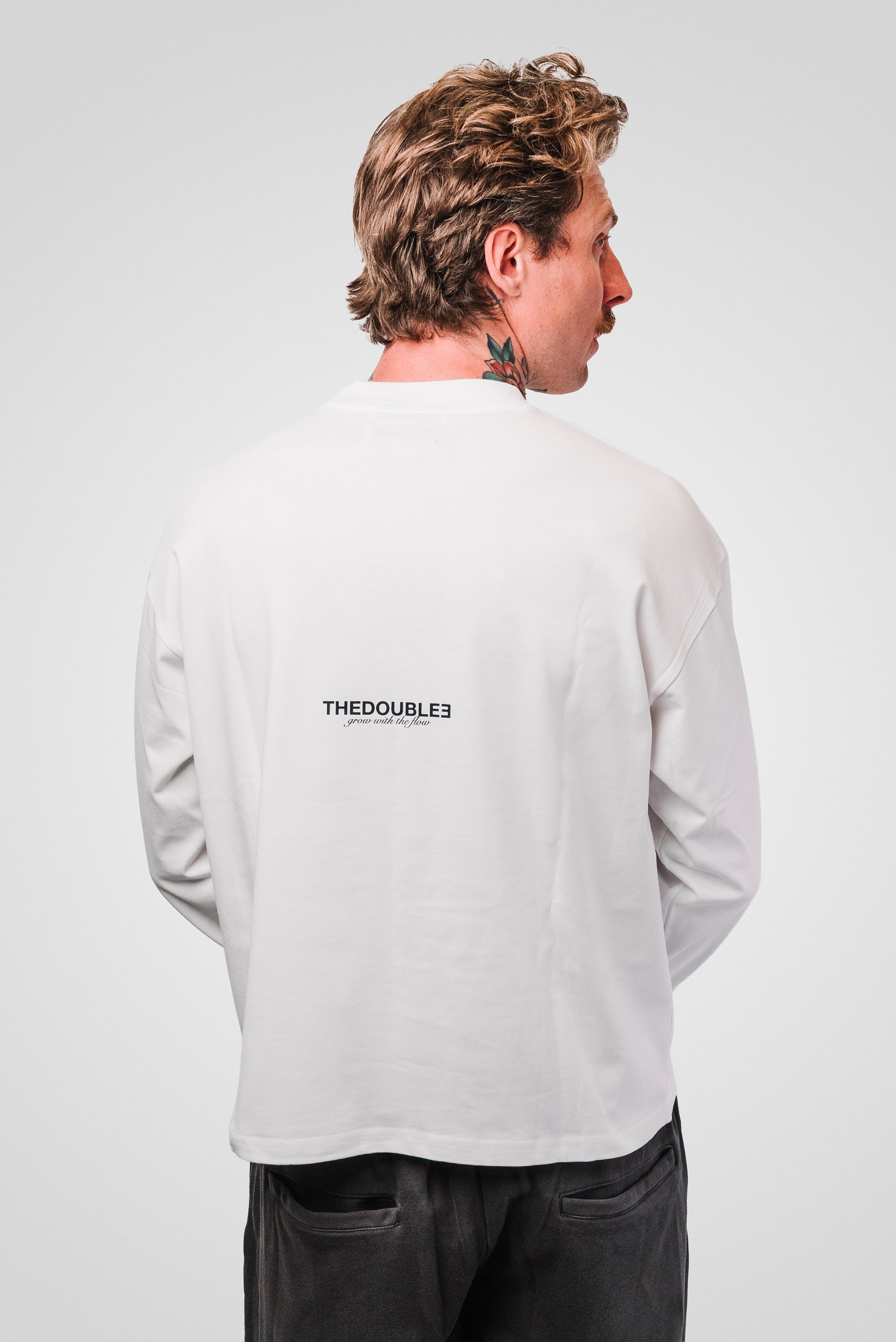 CHICANO LOGO WHITE BOXY LONGSLEEVE - TheDoubleE