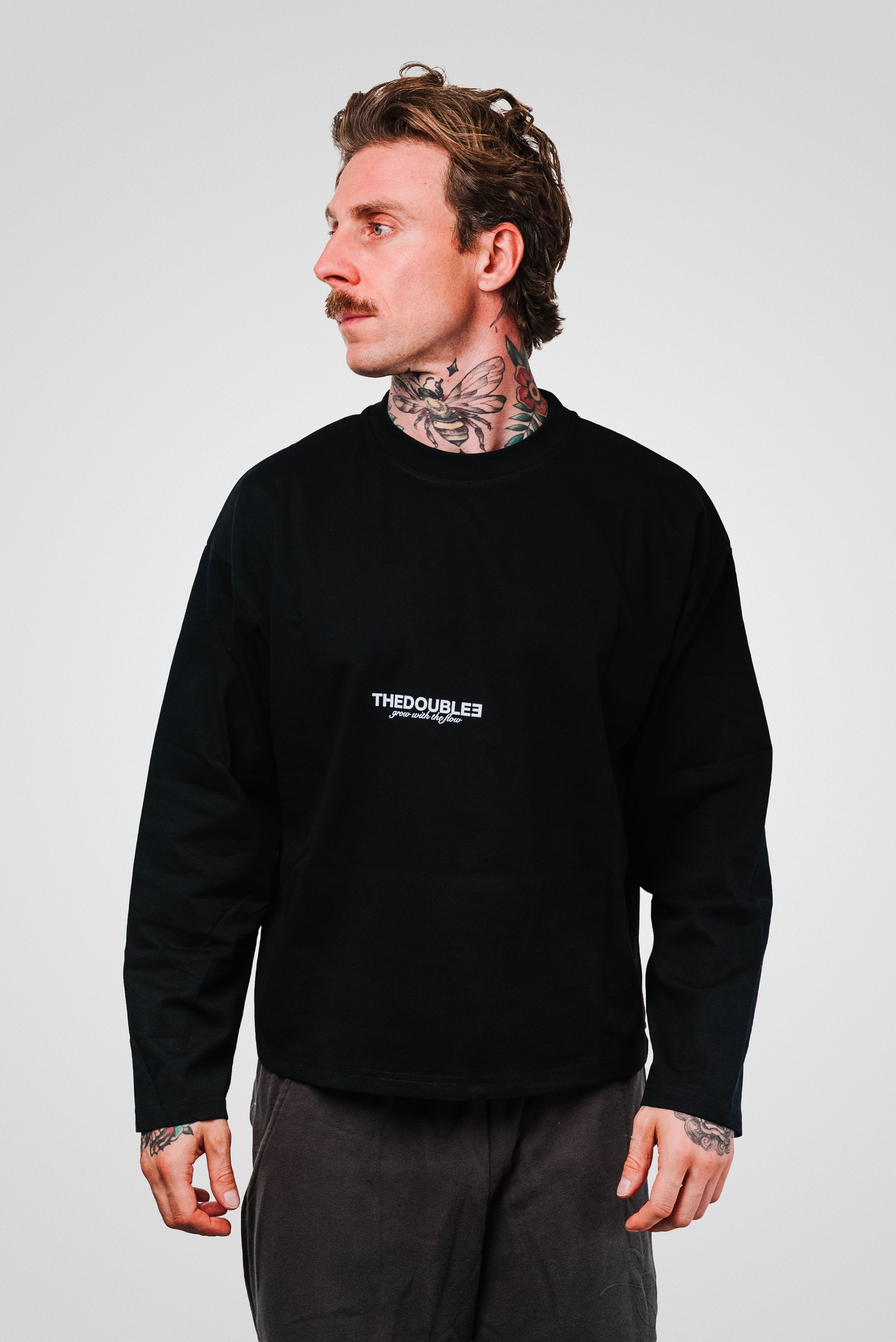 NESSUNO BLACK BOXY LONGSLEEVE - TheDoubleE