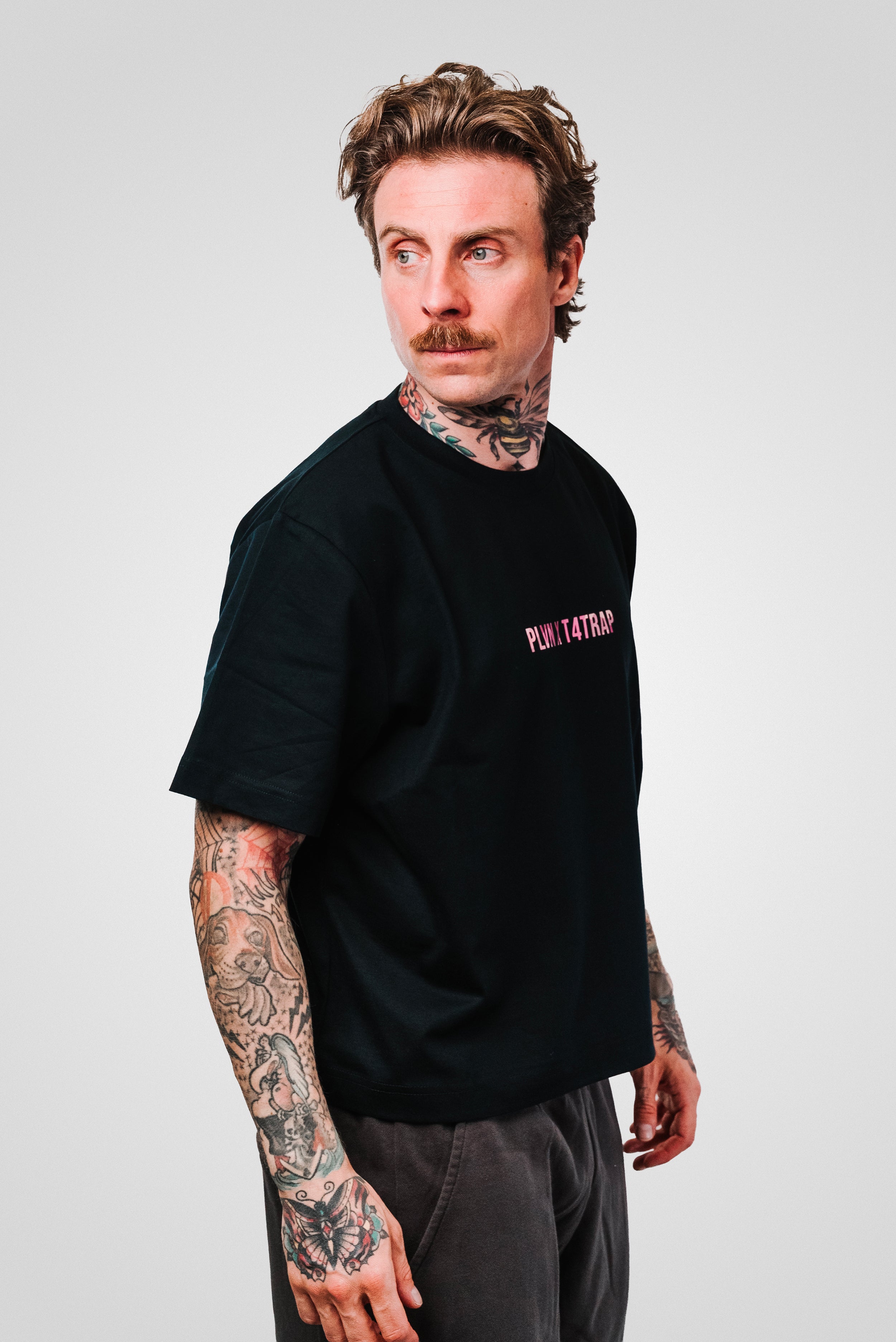 GET RICH CAMO PINK BLACK TEE - Plvn