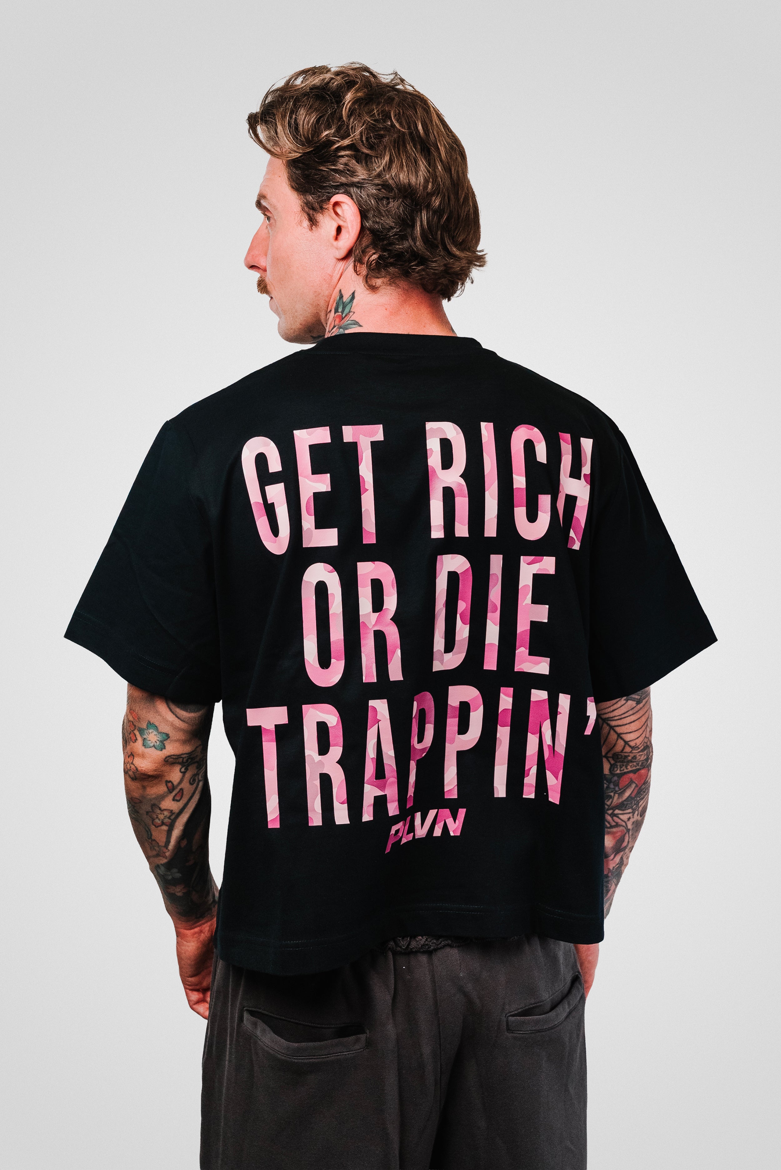 GET RICH CAMO PINK BLACK TEE - Plvn