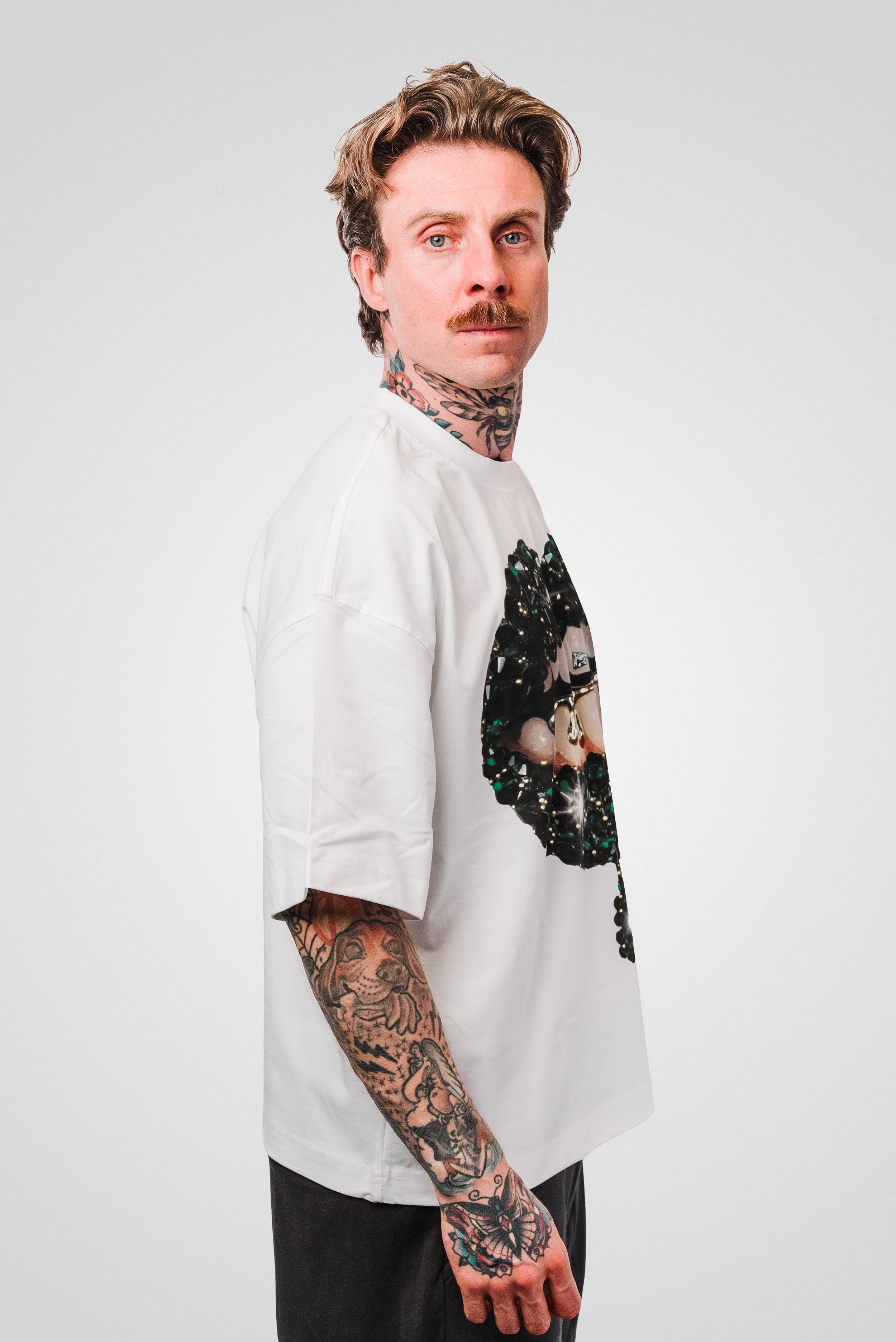 GREEN DIAMOND MOUTH WHITE BOXY TEE - Noissey Brand